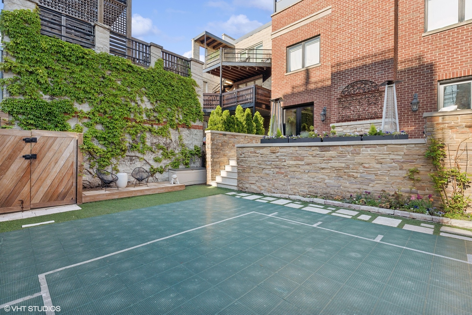 3830 N Wayne Avenue, Chicago, Illinois, 60613, United States, 6 Bedrooms Bedrooms, ,6 BathroomsBathrooms,Residential,For Sale,3830 N Wayne Avenue,1628817