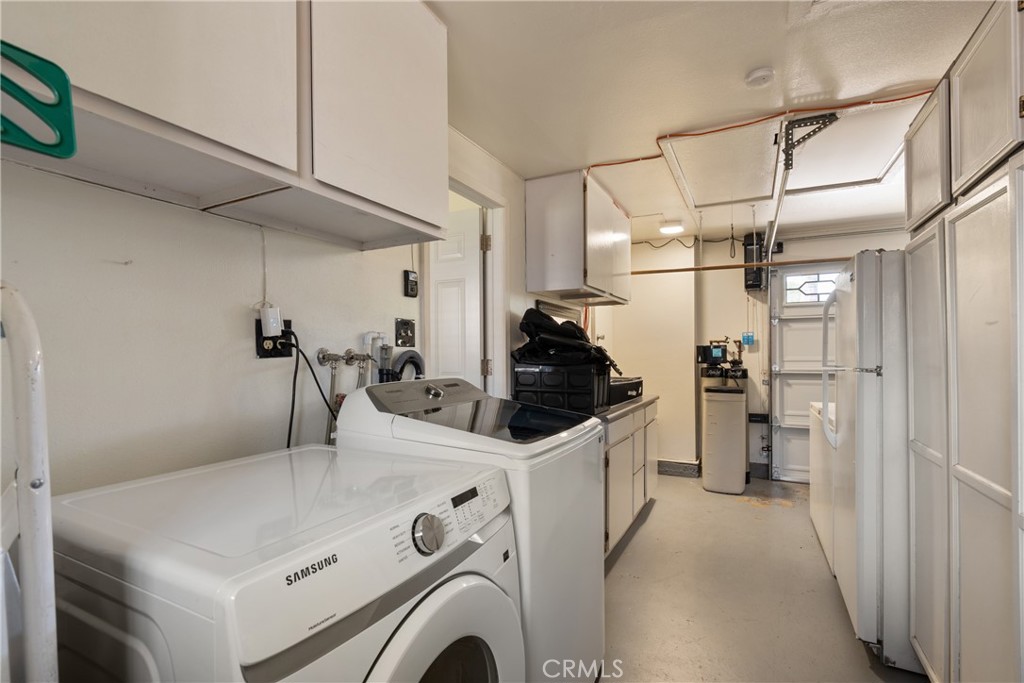 Corona, California, 92882, United States, 3 Bedrooms Bedrooms, ,2 BathroomsBathrooms,Residential,For Sale,2049175