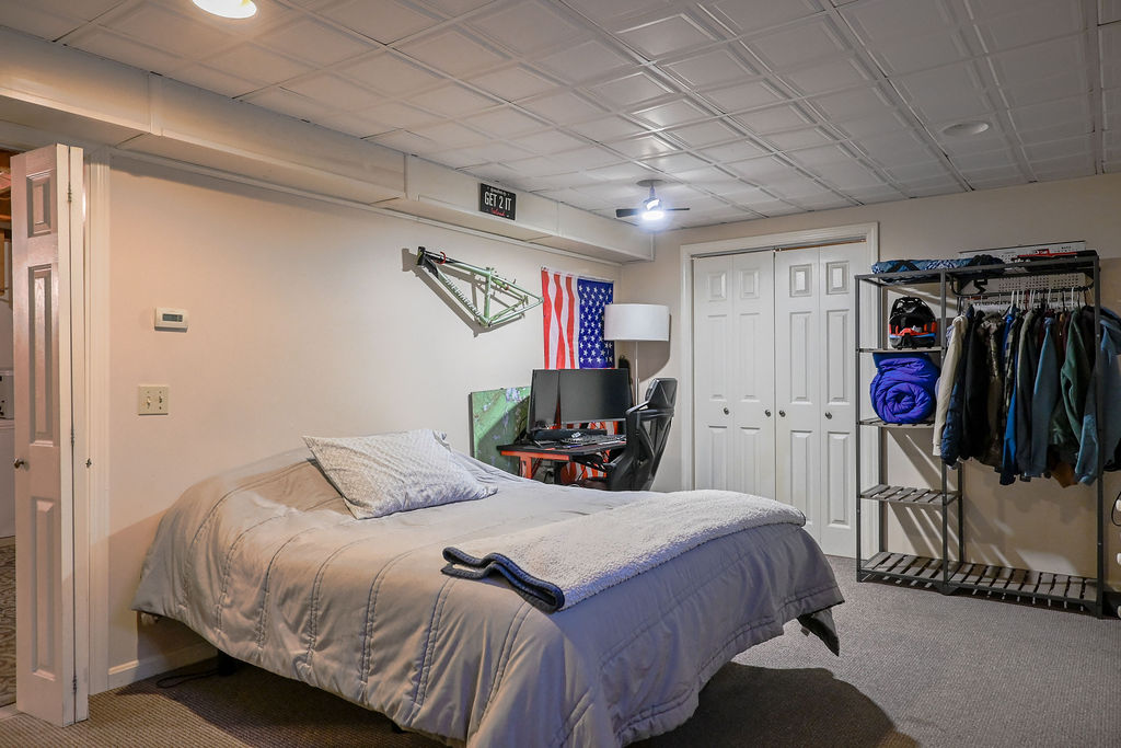 Sidney, Maine, 04330, United States, 3 Bedrooms Bedrooms, ,3 BathroomsBathrooms,Residential,For Sale,2007765