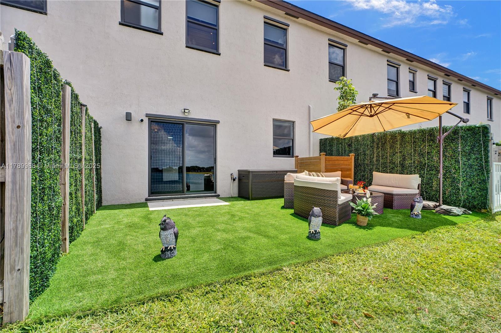 Miami, Florida, 33179, United States, 3 Bedrooms Bedrooms, ,3 BathroomsBathrooms,Residential,For Sale,1784236