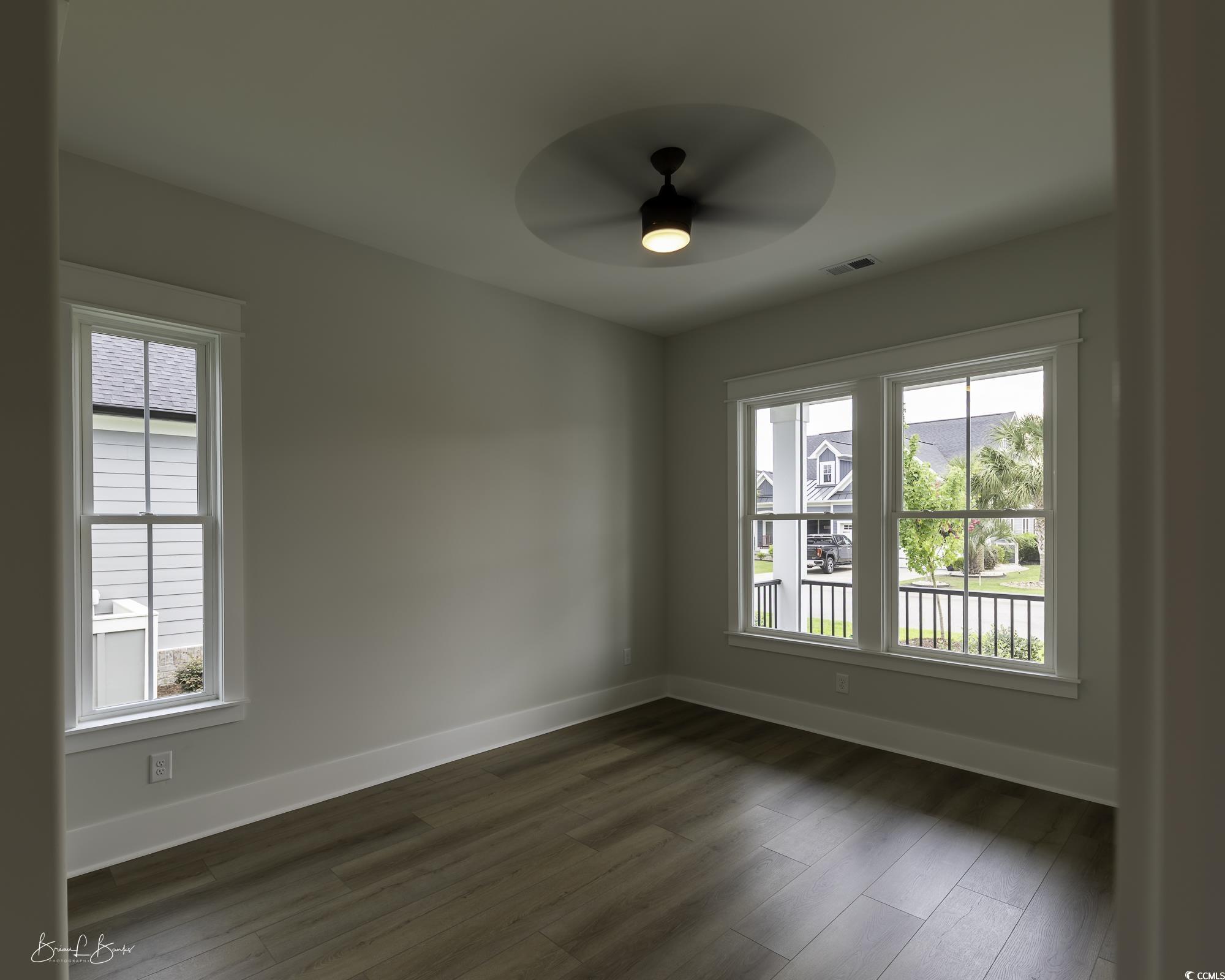 Myrtle Beach, South Carolina, 29579, United States, 4 Bedrooms Bedrooms, ,5 BathroomsBathrooms,Residential,For Sale,1982335