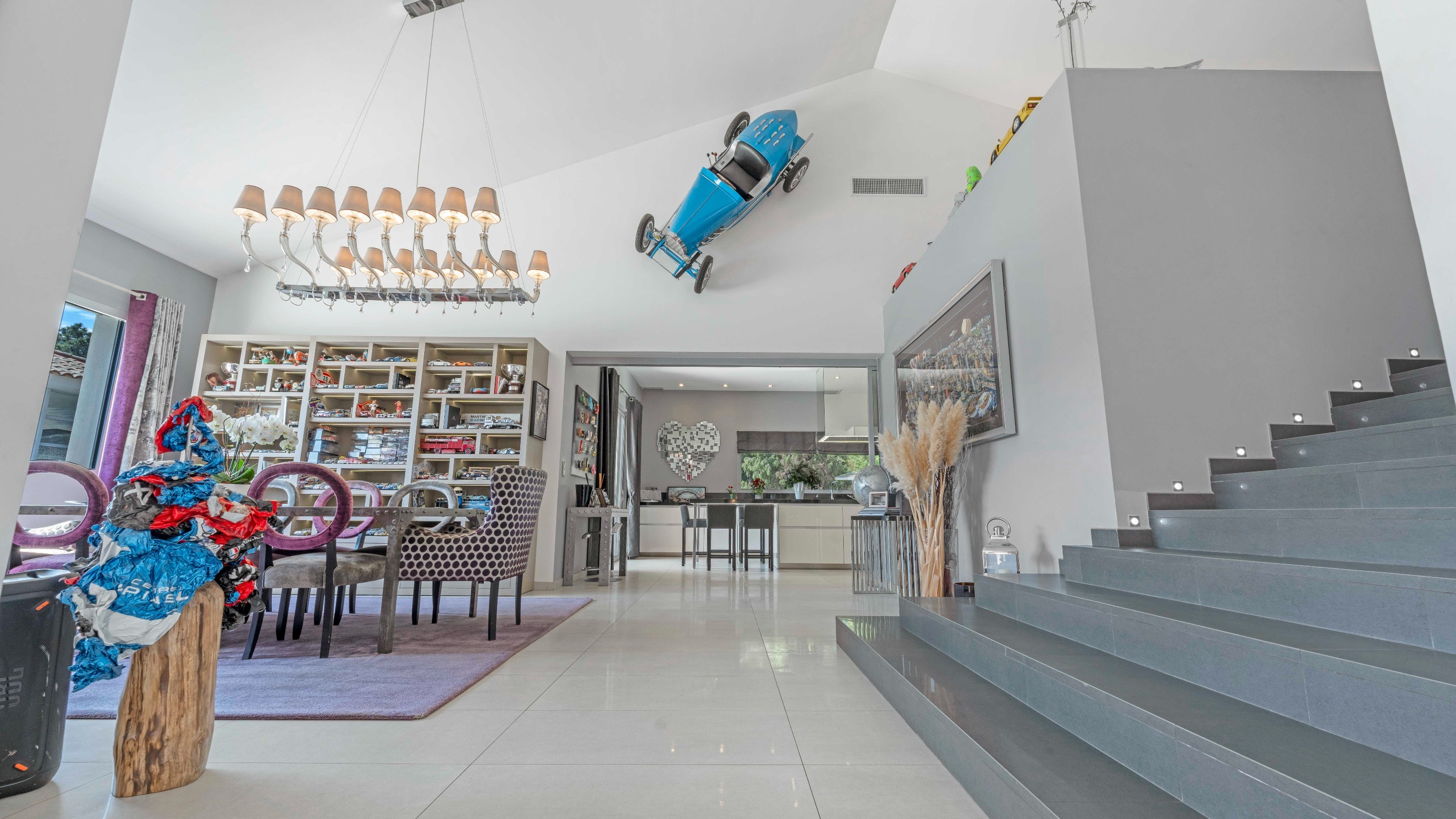  Spacious villa for sale in Plan de la Tour with countryside views and 4 garages - 物件實景