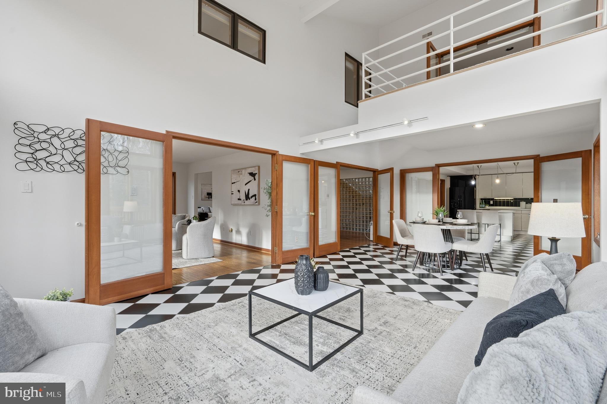 La Plata, Maryland, 20646, United States, 5 Bedrooms Bedrooms, ,4 BathroomsBathrooms,Residential,For Sale,1994243