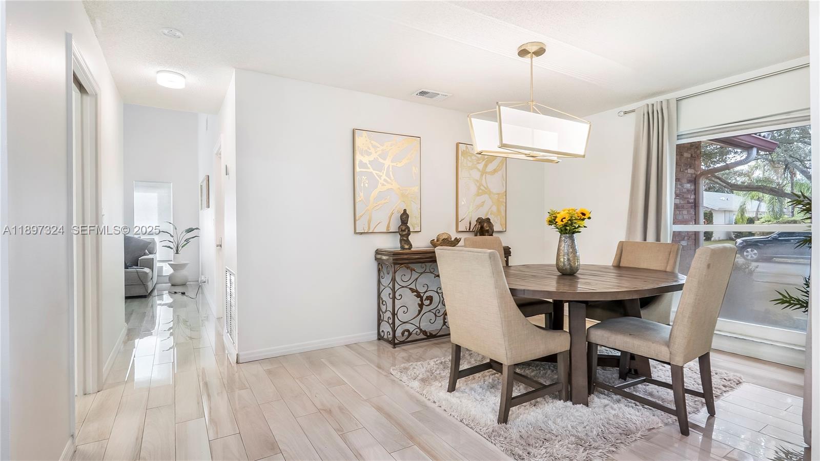 Coral Springs, Florida, 33065, United States, 3 Bedrooms Bedrooms, ,2 BathroomsBathrooms,Residential,For Sale,1993306