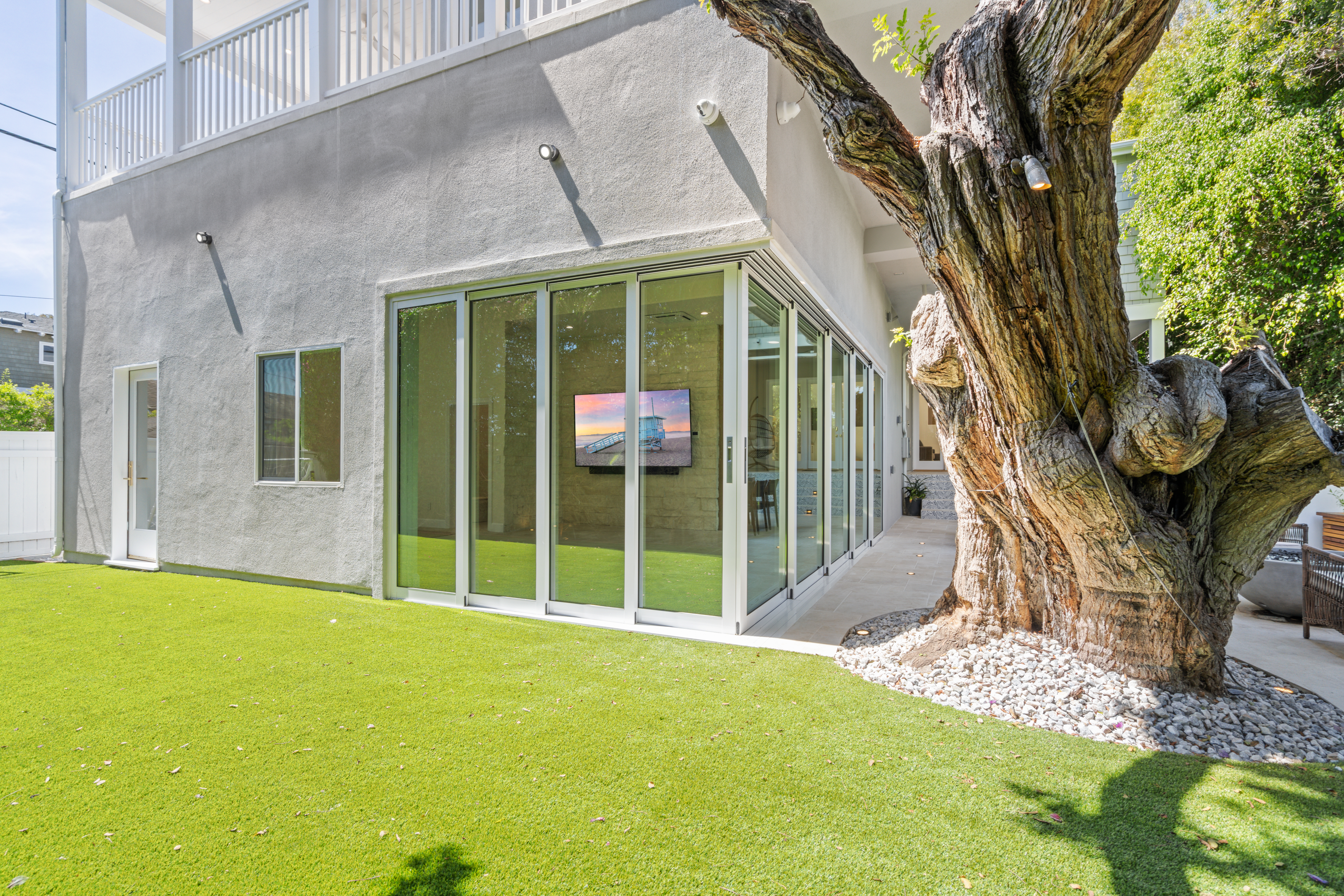  2300 John Street, Manhattan Beach, CA 90266 - 物件實景