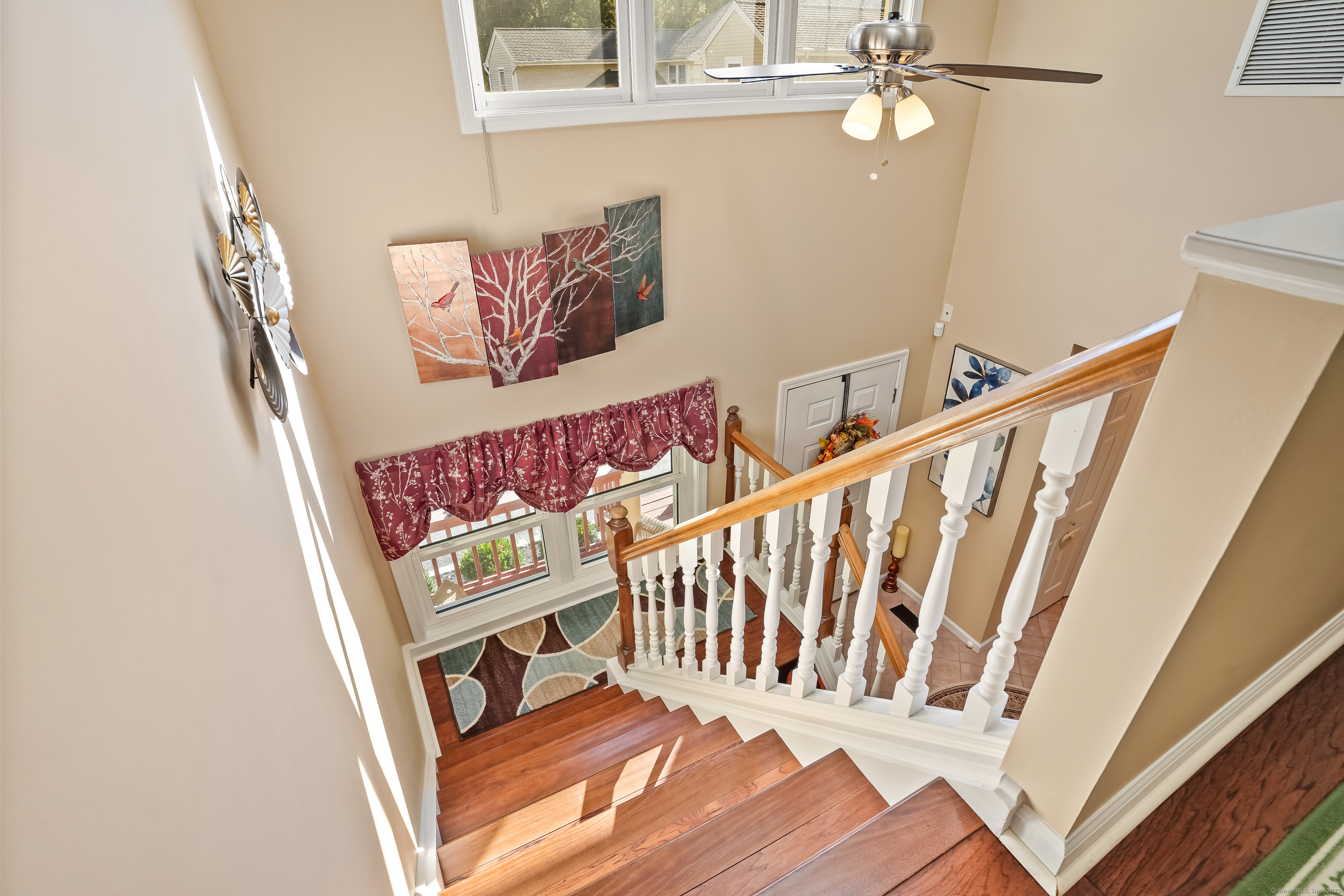 New Milford, Connecticut, 06776, United States, 2 Bedrooms Bedrooms, ,3 BathroomsBathrooms,Residential,For Sale,1970230