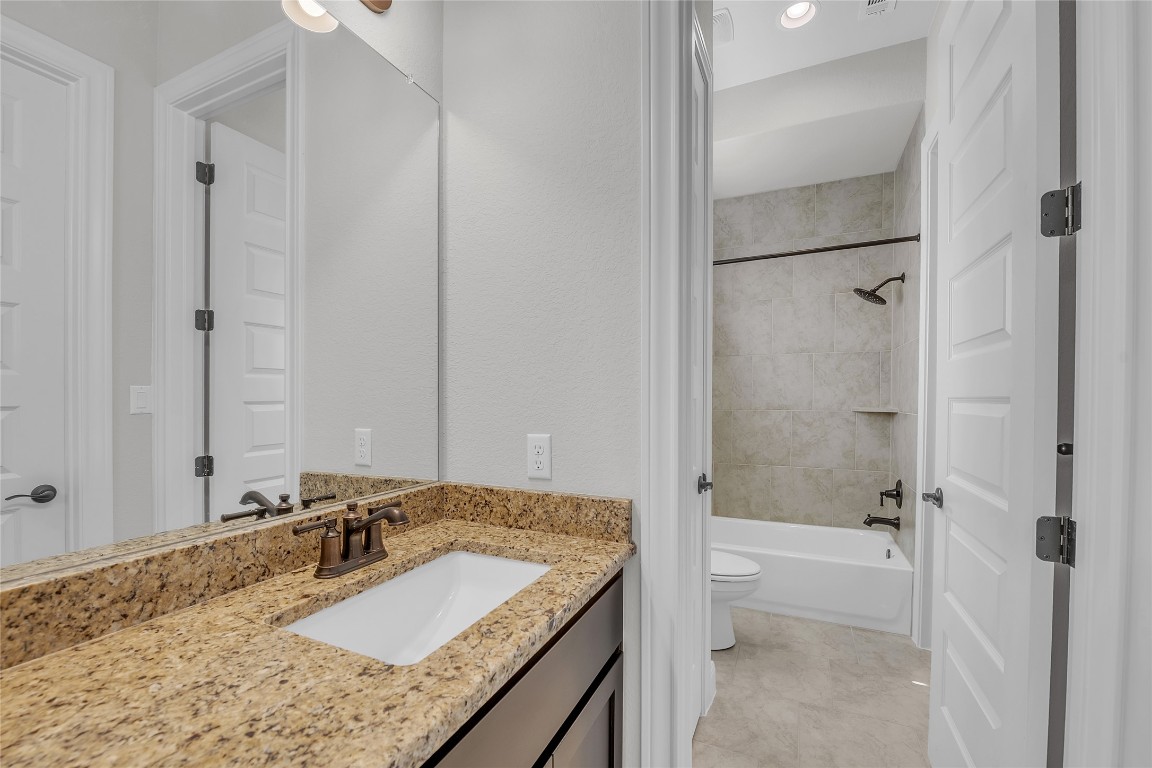 Lago Vista, Texas, 78645, United States, 4 Bedrooms Bedrooms, ,4 BathroomsBathrooms,Residential,For Sale,1987507