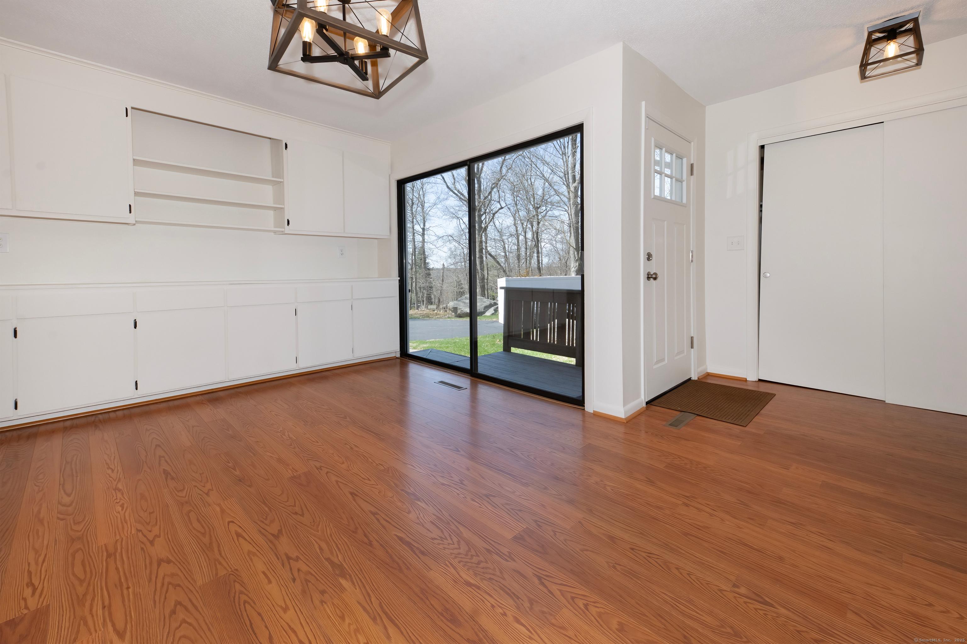 Guilford, Connecticut, 06437, United States, 3 Bedrooms Bedrooms, ,2 BathroomsBathrooms,Residential,For Sale,1935786