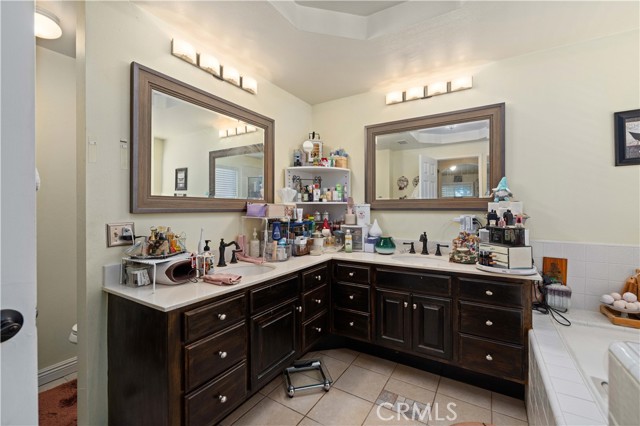 Palmdale, California, 93551, United States, 4 Bedrooms Bedrooms, ,3 BathroomsBathrooms,Residential,For Sale,1930833