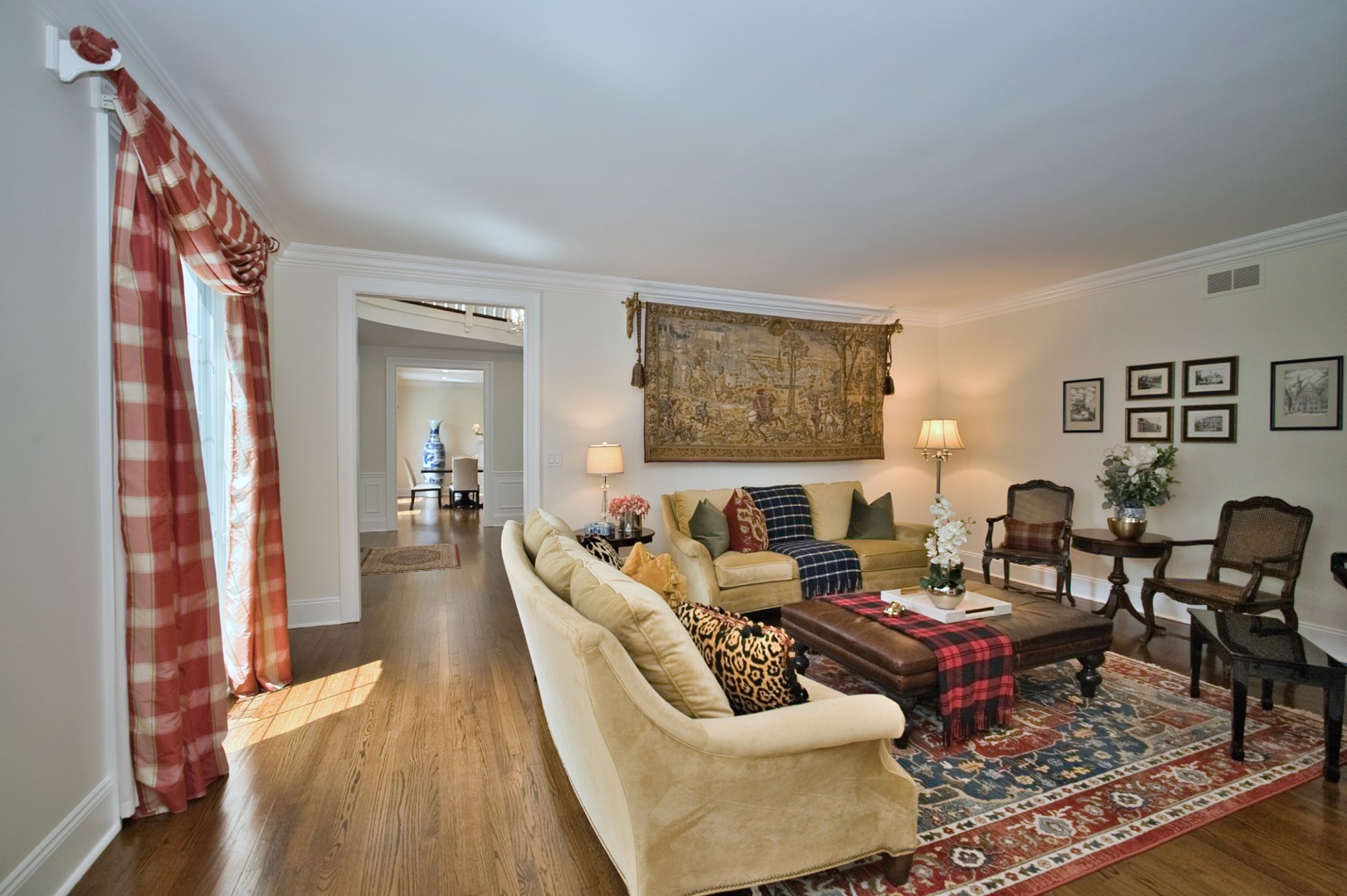 Lake Forest, Illinois, 60045, United States, 4 Bedrooms Bedrooms, ,5 BathroomsBathrooms,Residential,For Sale,2038354