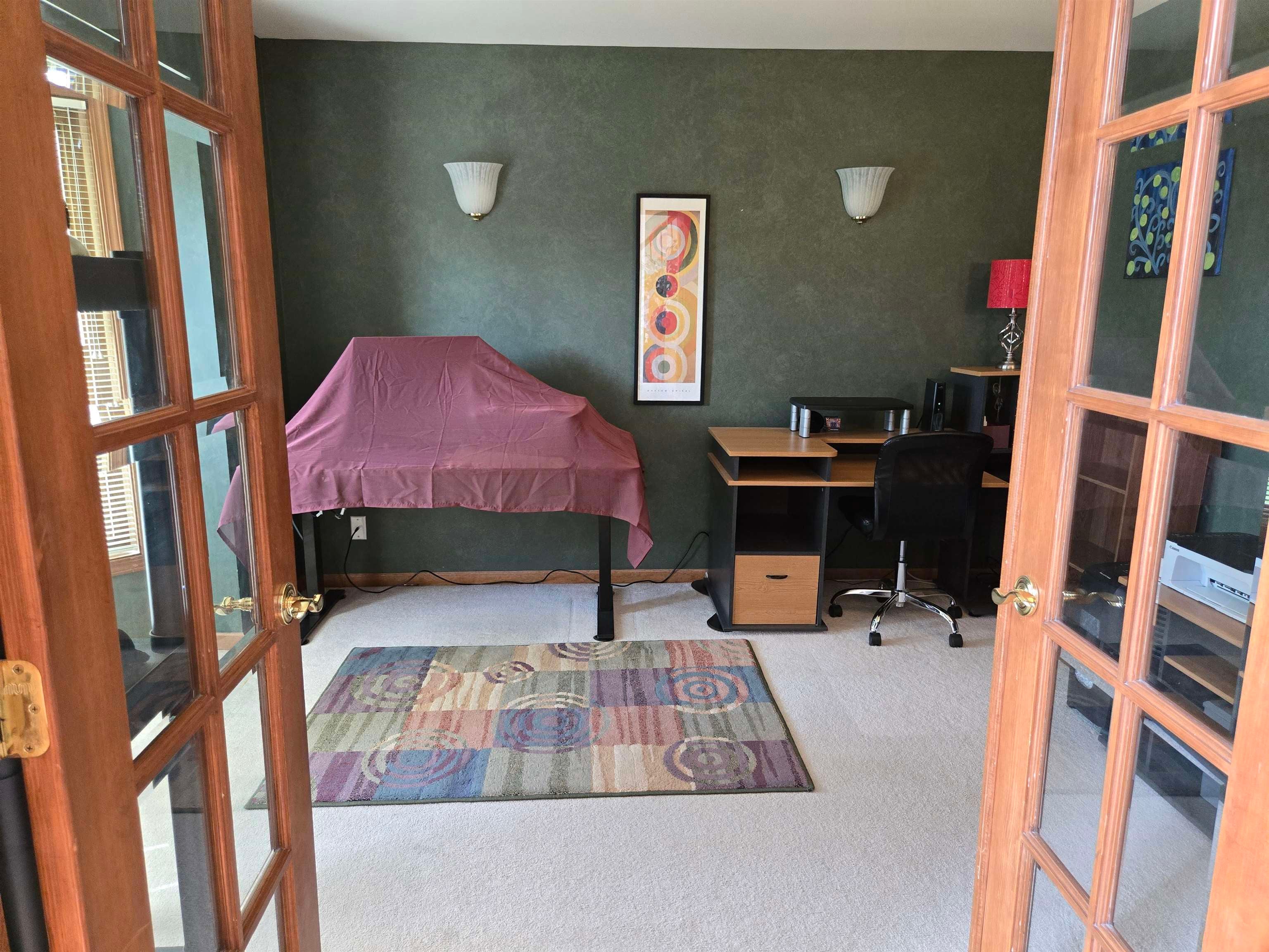 Macomb Twp, Michigan, 48044, United States, 4 Bedrooms Bedrooms, ,4 BathroomsBathrooms,Residential,For Sale,1942968