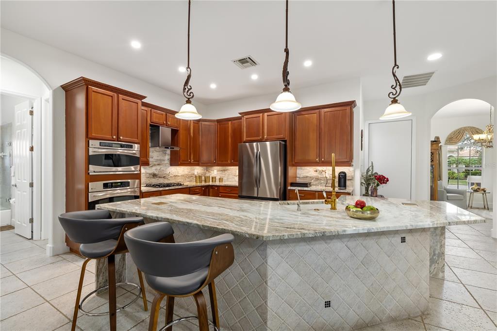 Bradenton, Florida, 34212, United States, 4 Bedrooms Bedrooms, ,4 BathroomsBathrooms,Residential,For Sale,1721021