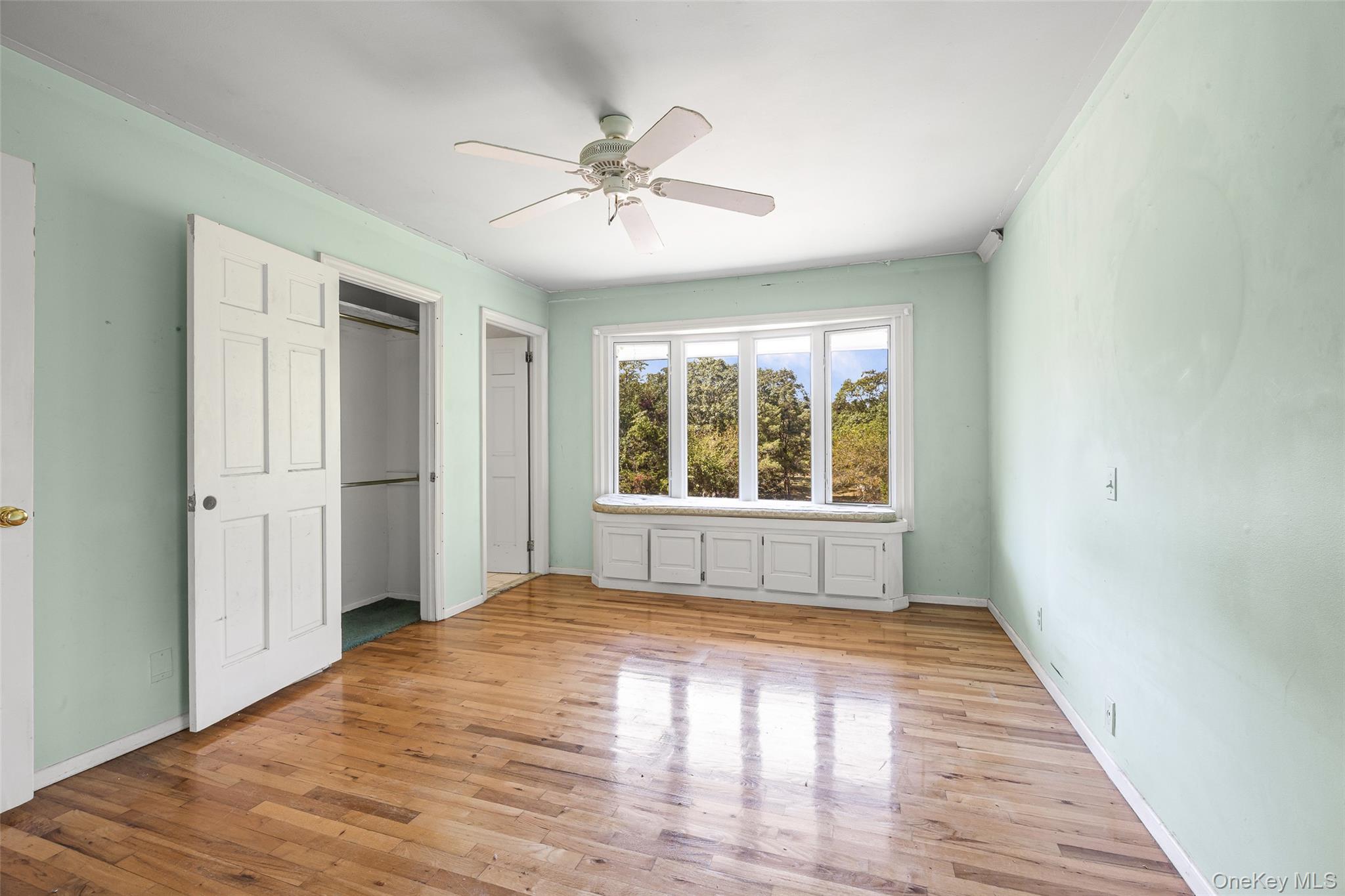 Asharoken, New York, 11768, United States, 4 Bedrooms Bedrooms, ,3 BathroomsBathrooms,Residential,For Sale,1973791