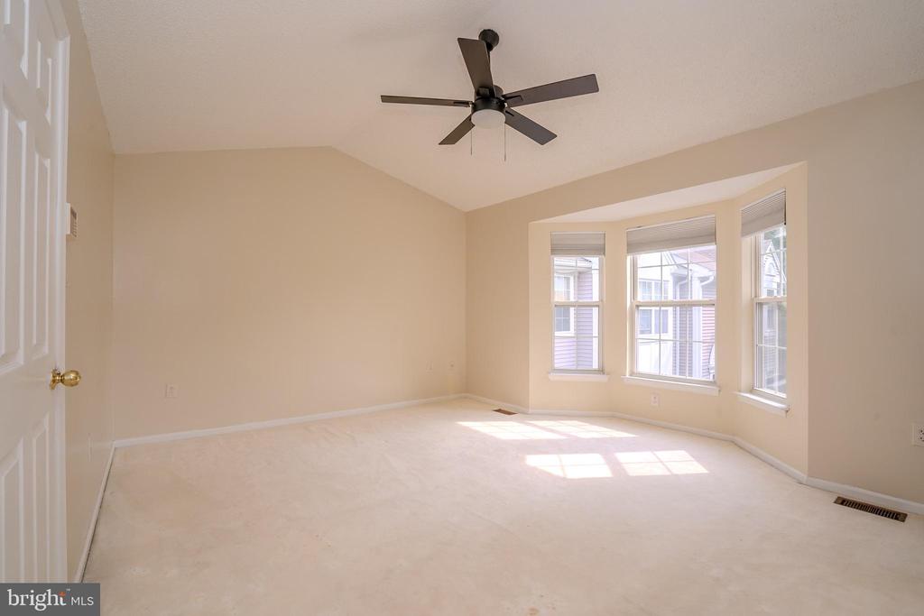 Princeton, New Jersey, 08540, United States, 4 Bedrooms Bedrooms, ,4 BathroomsBathrooms,Residential,For Sale,1938433