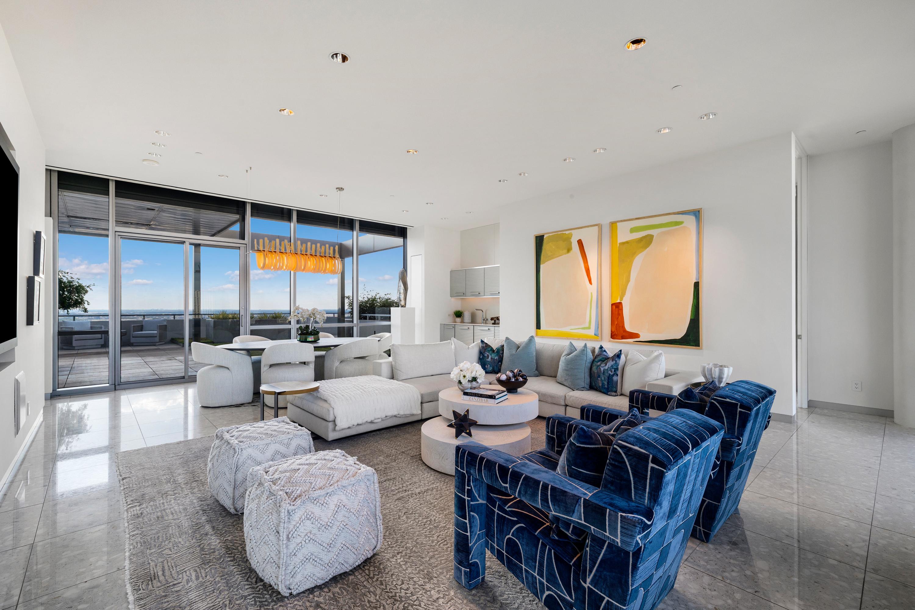  The House, Unit 2701 — 27th Floor Penthouse - 物件實景