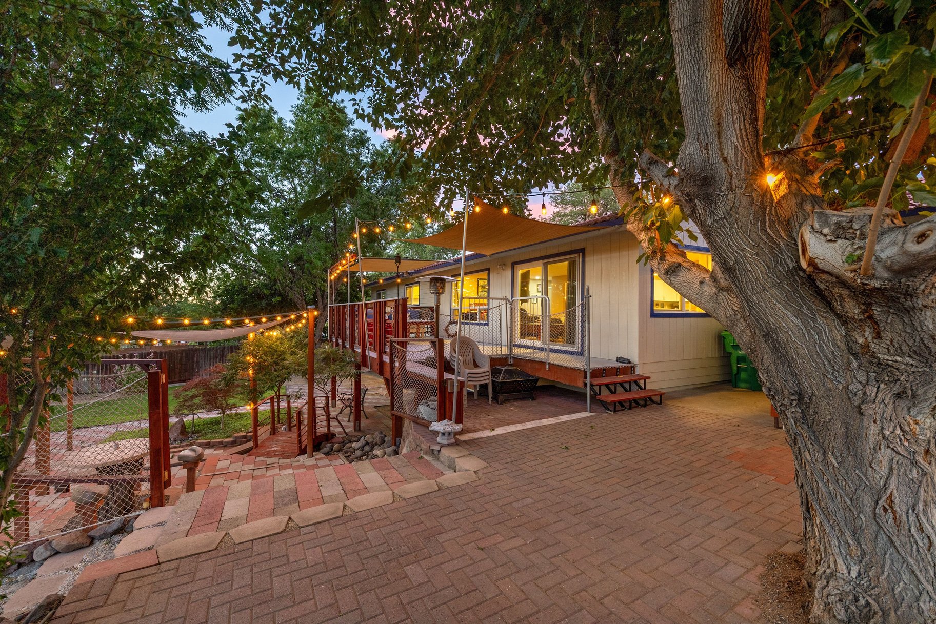  exceptional residence in a neighborhood where  homes seldom become available - 物件實景