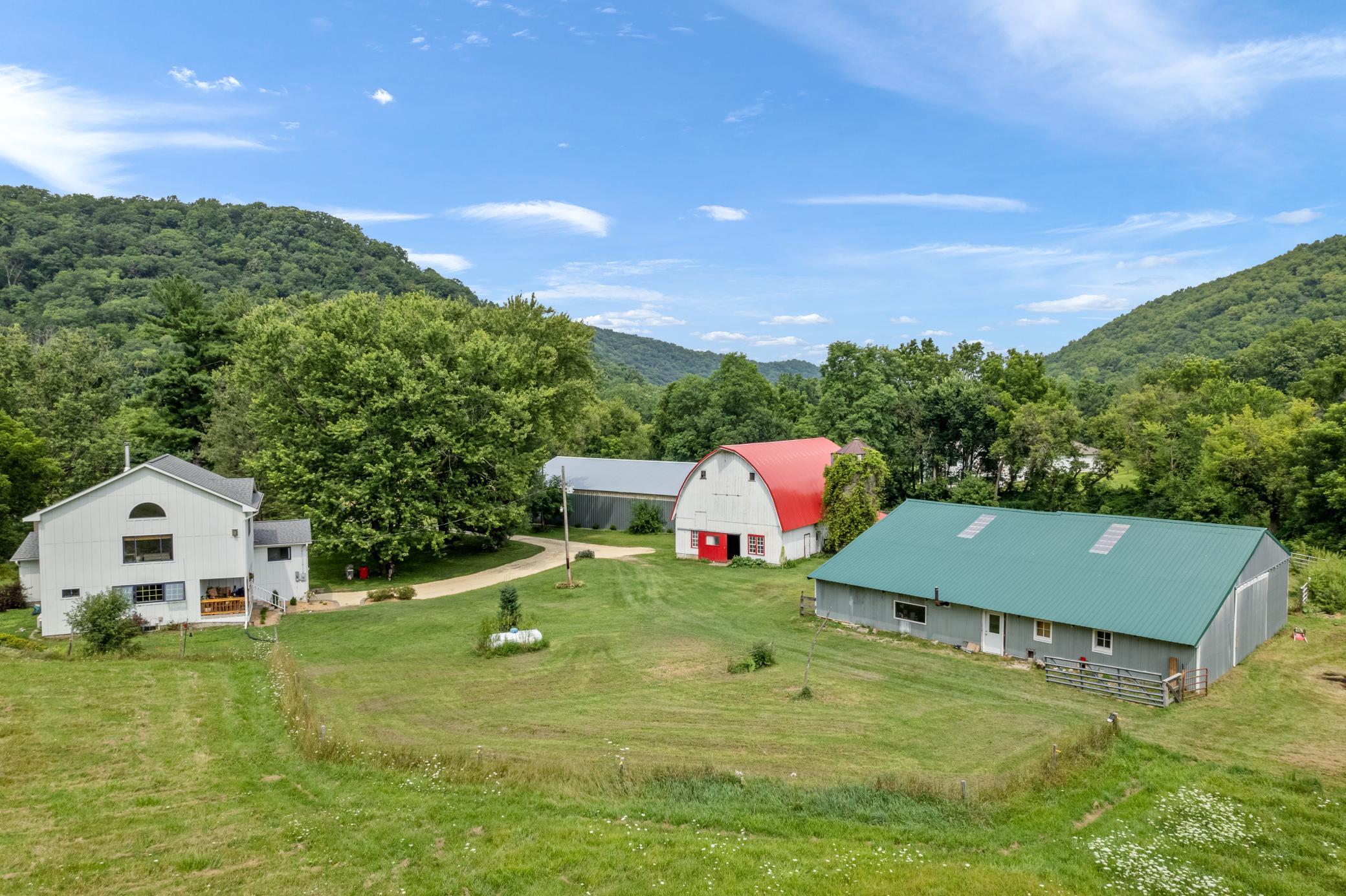 Winona, Minnesota, 55987, United States, 5 Bedrooms Bedrooms, ,2 BathroomsBathrooms,Residential,For Sale,2005788