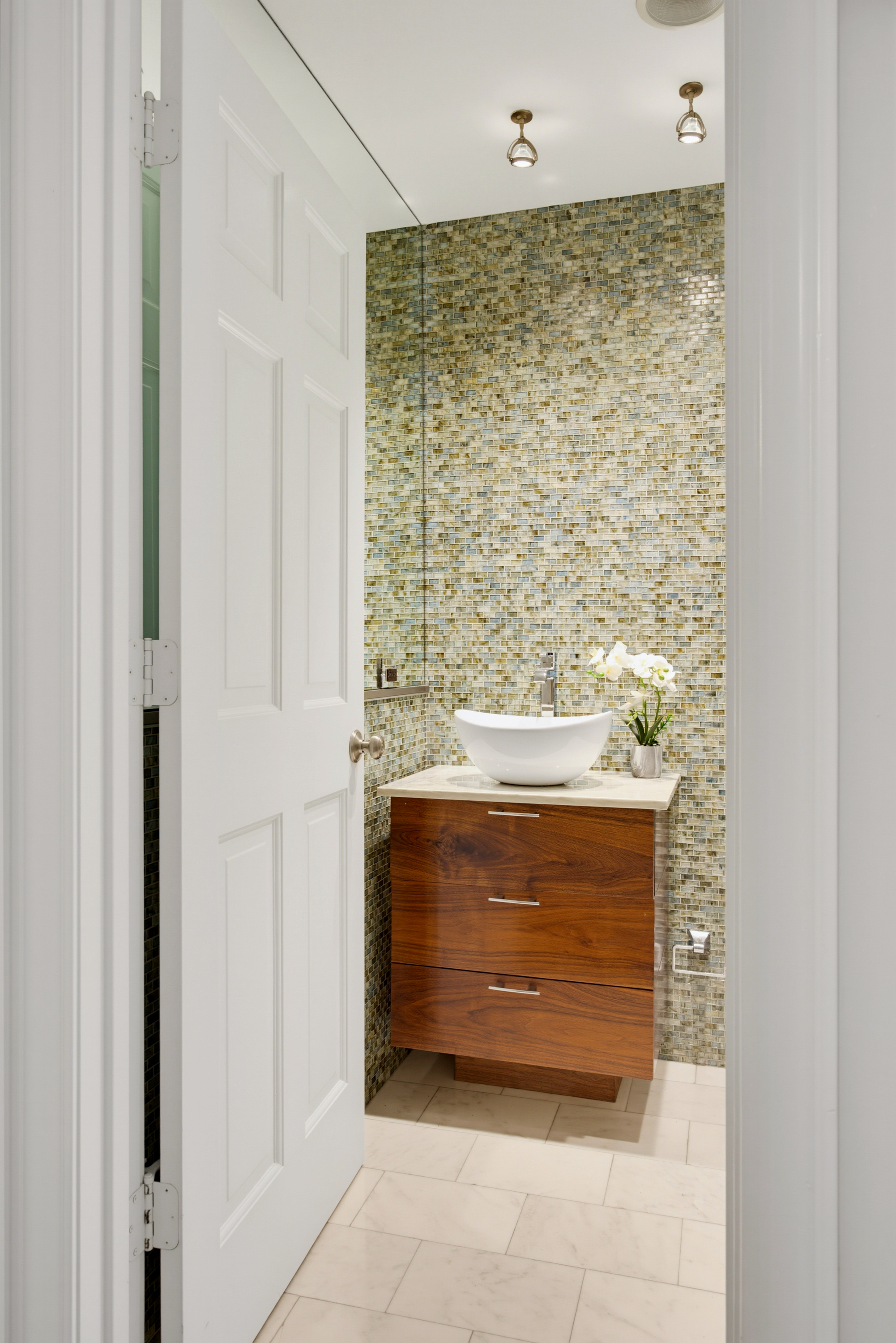  Highland Park Fabulous Three Bedroom Corner Condo at The Savoy, HPISD - 物件實景
