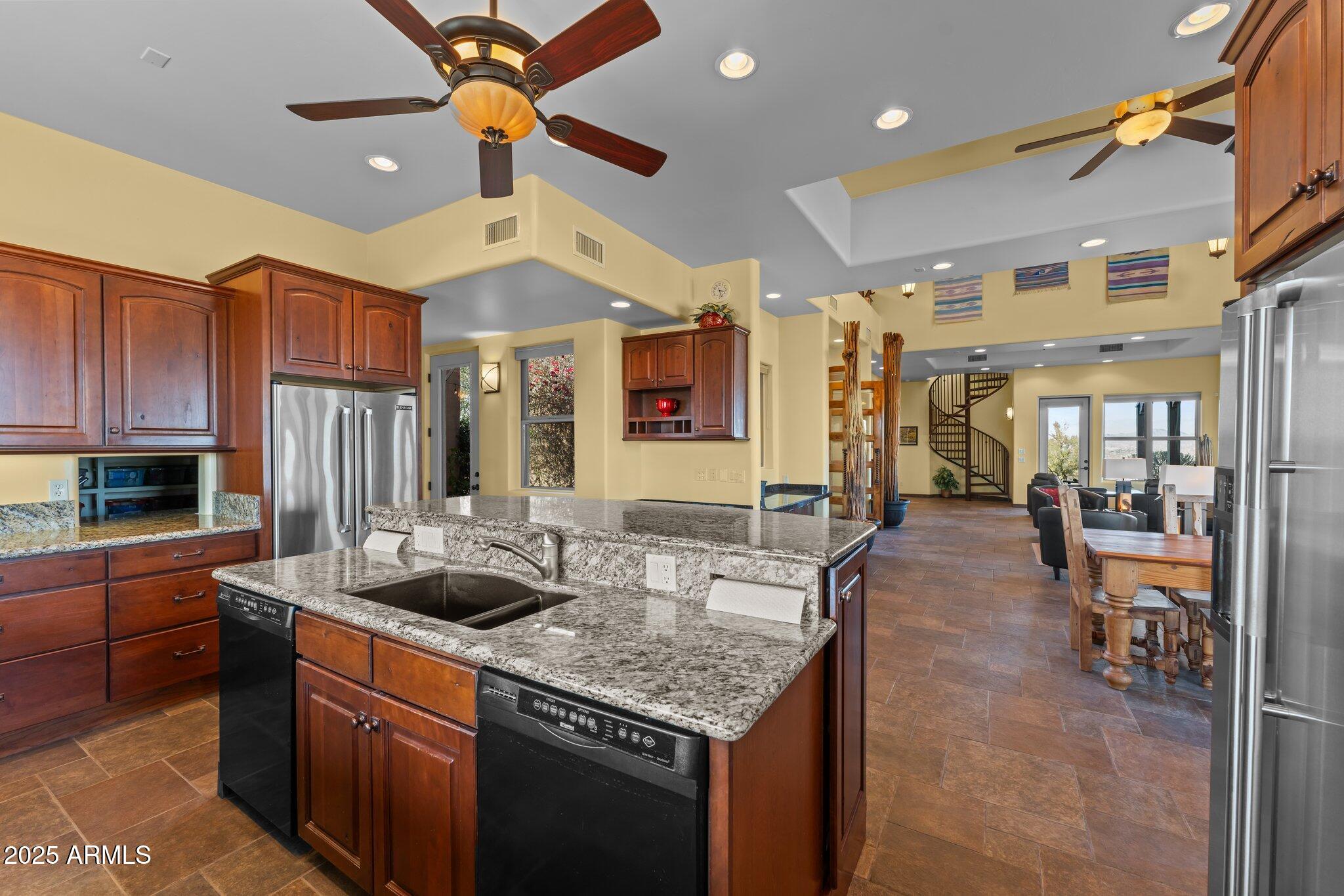 Wickenburg, Arizona, 85390, United States, 5 Bedrooms Bedrooms, ,6 BathroomsBathrooms,Residential,For Sale,1983744