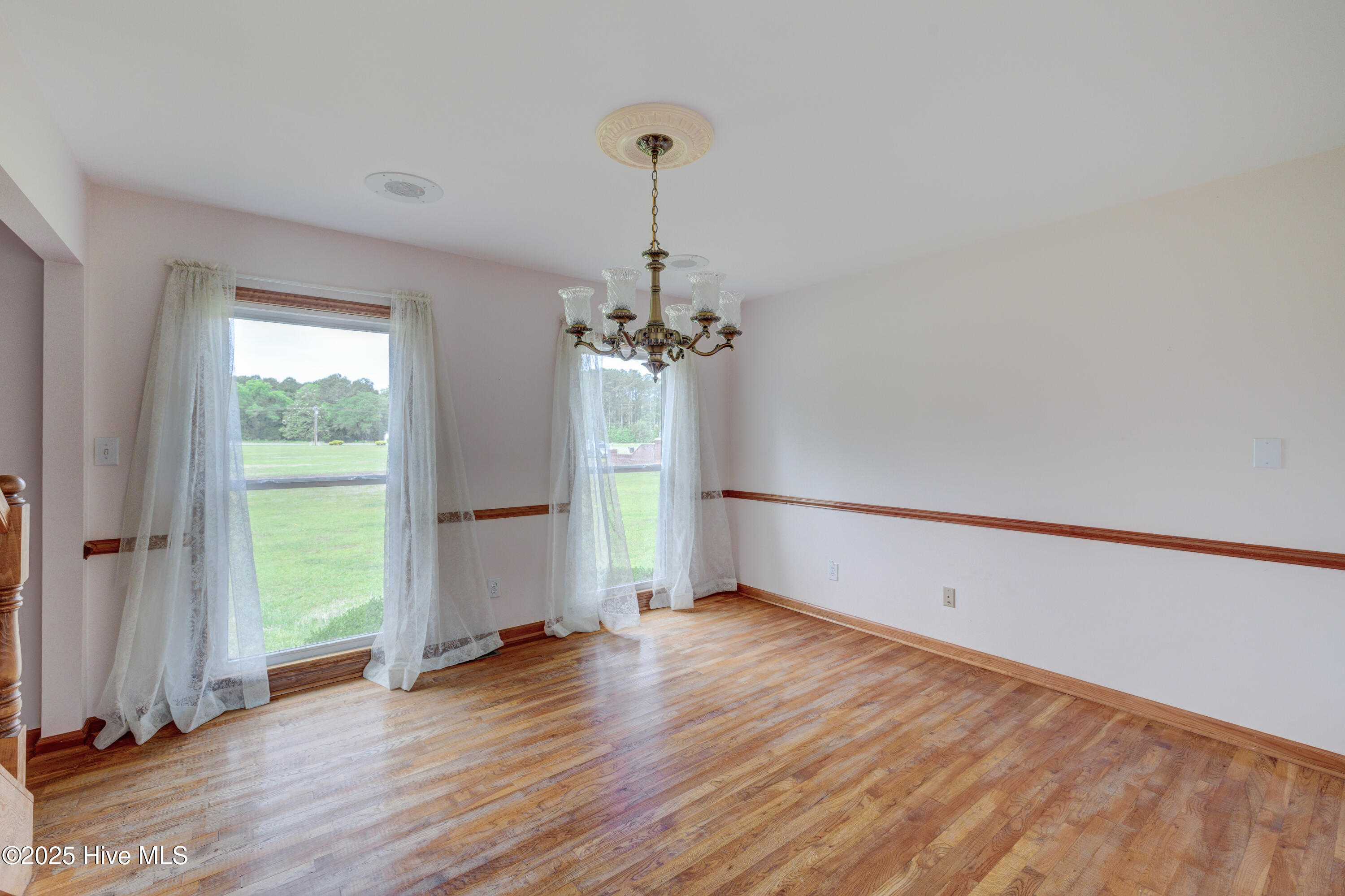 Burgaw, North Carolina, 28425, United States, 4 Bedrooms Bedrooms, ,4 BathroomsBathrooms,Residential,For Sale,1818380