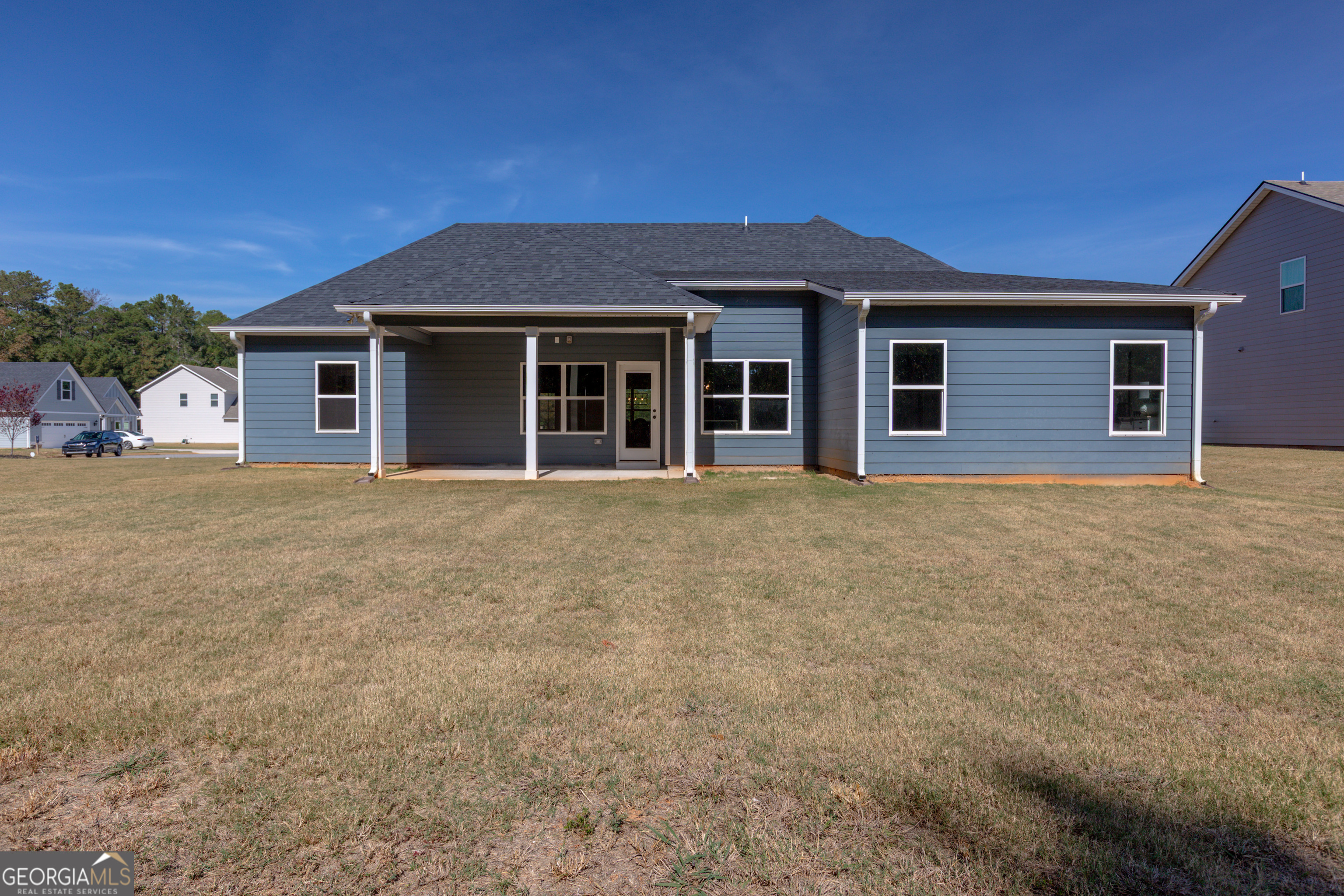 Senoia, Georgia, 30276, United States, 4 Bedrooms Bedrooms, ,3 BathroomsBathrooms,Residential,For Sale,1987770