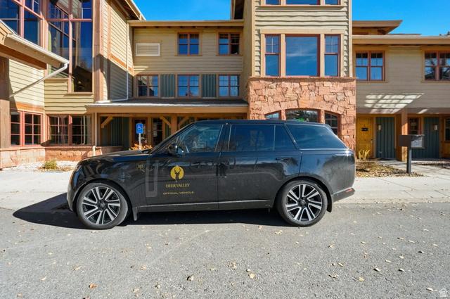 Park City, Utah, 84060, United States, 3 Bedrooms Bedrooms, ,4 BathroomsBathrooms,Residential,For Sale,1984614