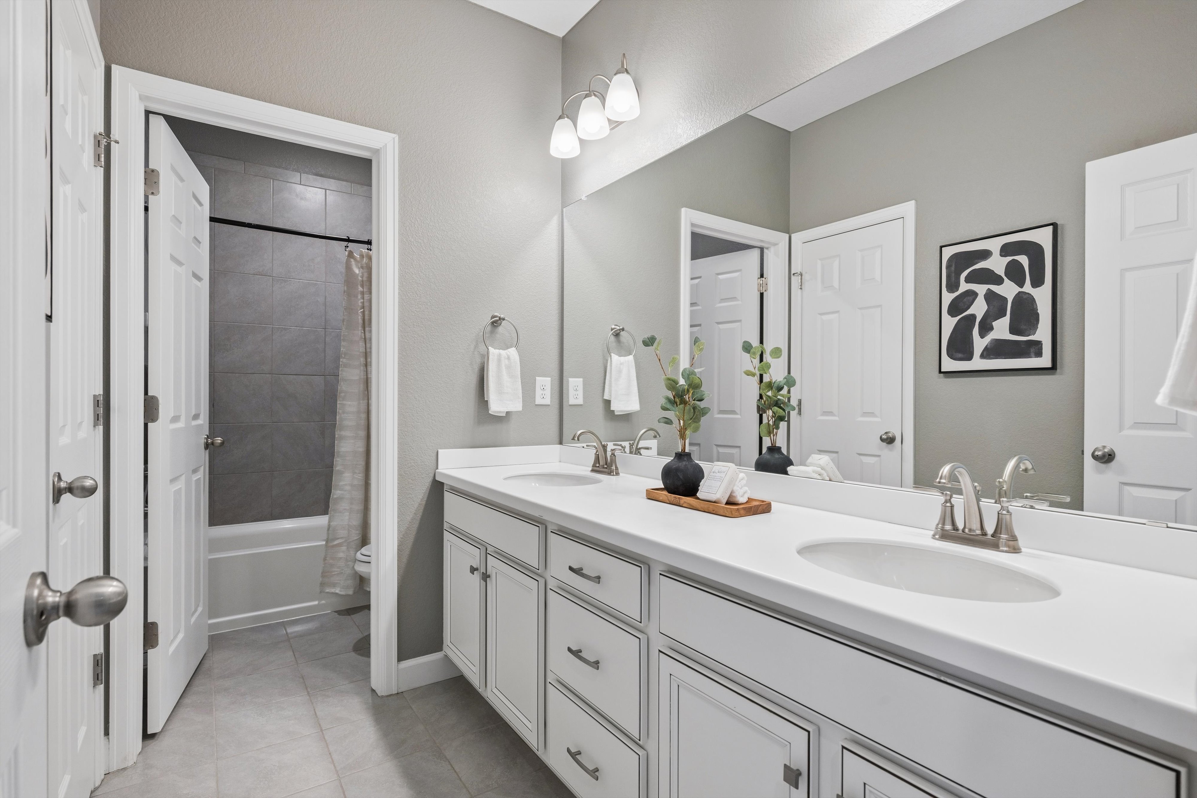  Welcome to this stunning Dillon II floor plan by Richmond Homes - 物件實景