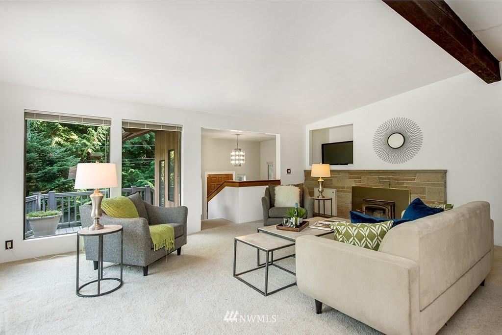 18519 24TH PLACE NE, LAKE FOREST PARK, Washington, 98155, United States, 3 Bedrooms Bedrooms, ,3 BathroomsBathrooms,Residential,For Sale,18519 24TH PLACE NE,1434161