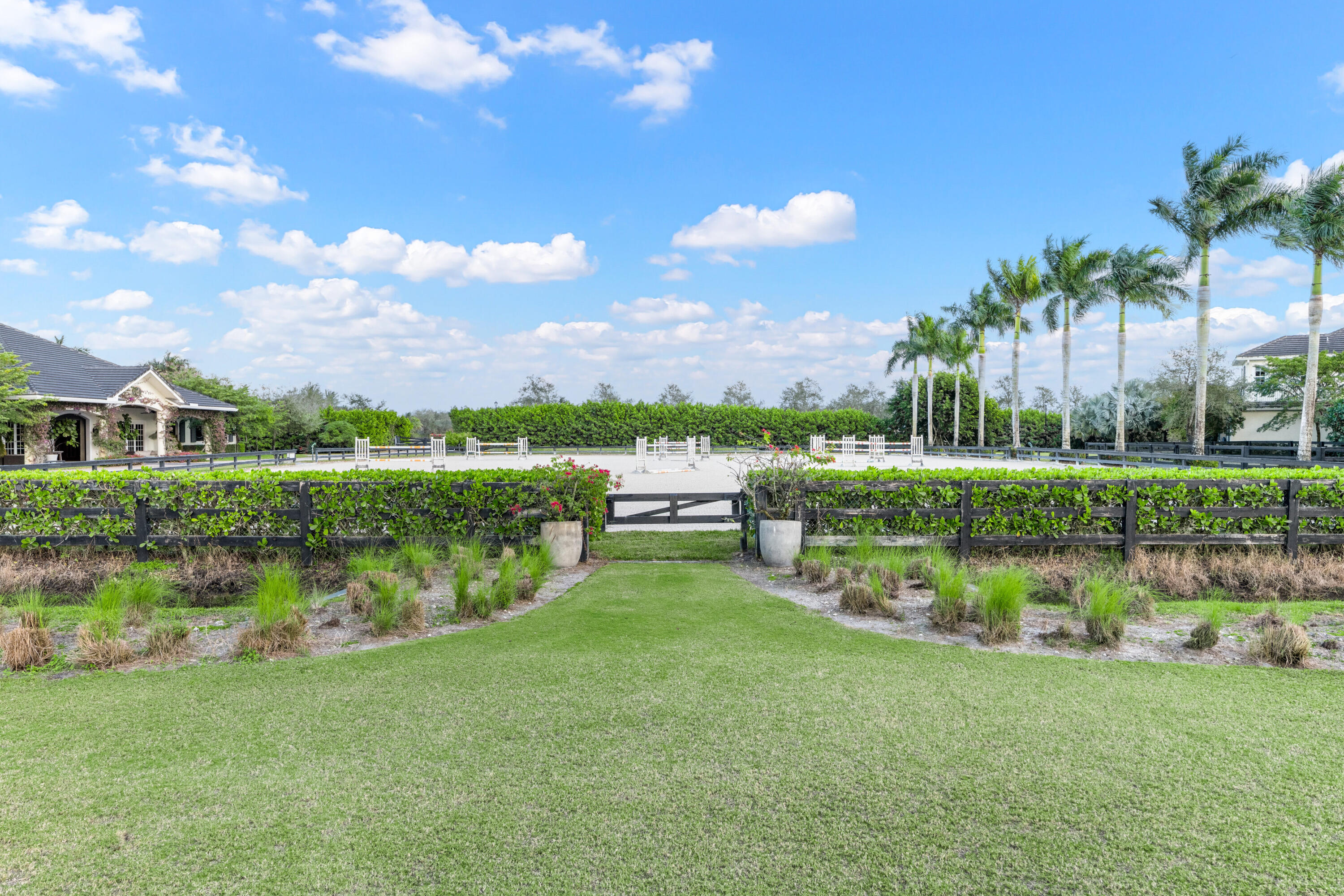  14739 & 49 Jumper Road - 物件實景