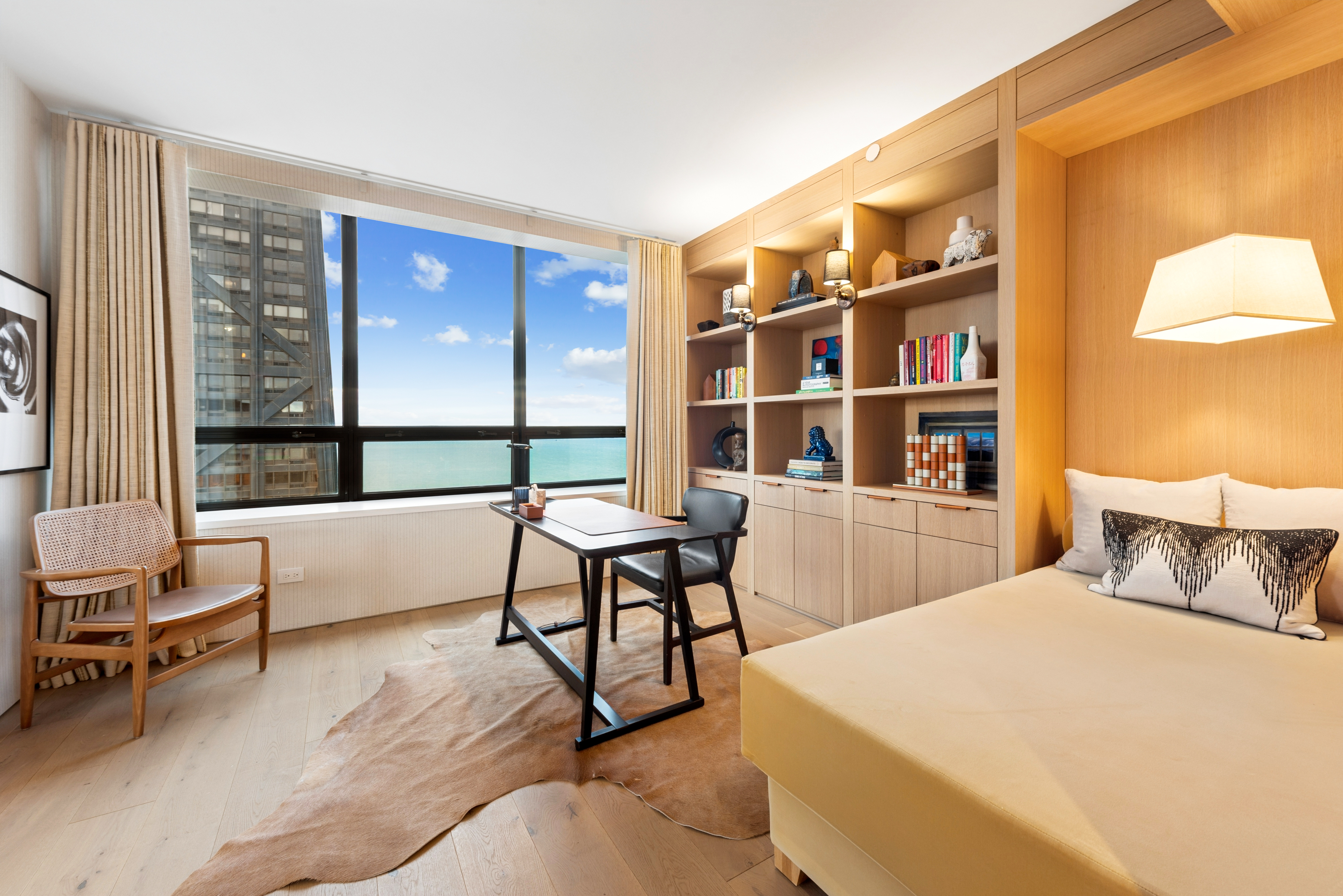  Refined Blend of Classic Architecture and Modern Design - 物件實景