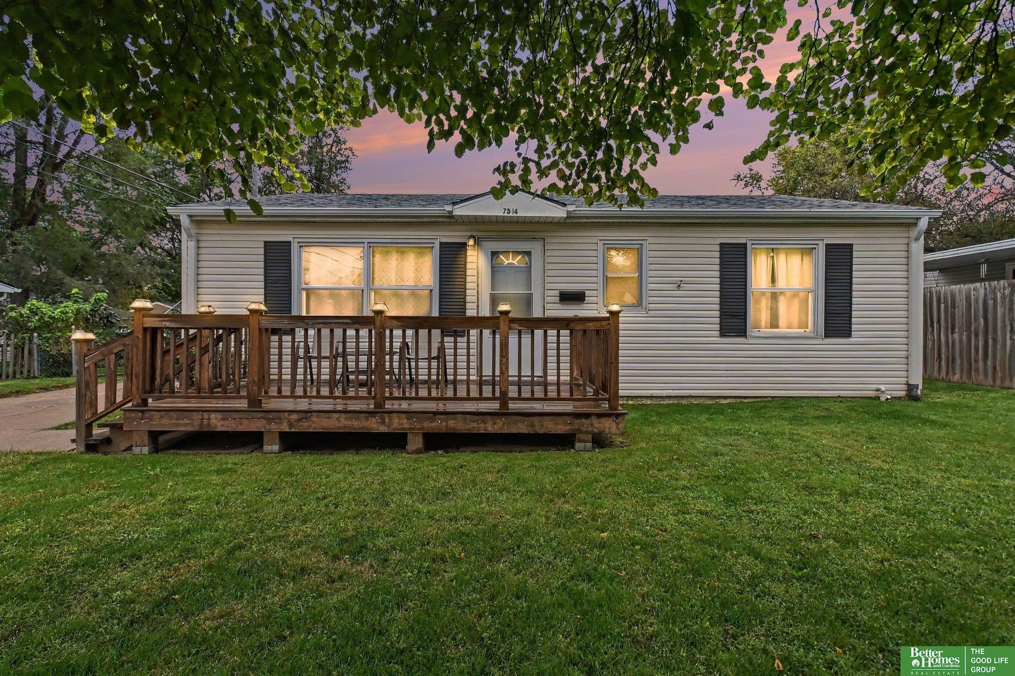 Diane Ct, LA Vista, NE 68128