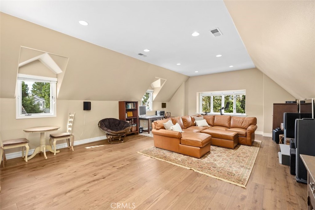 Mission Viejo, California, 92692, United States, 5 Bedrooms Bedrooms, ,5 BathroomsBathrooms,Residential,For Sale,1949715
