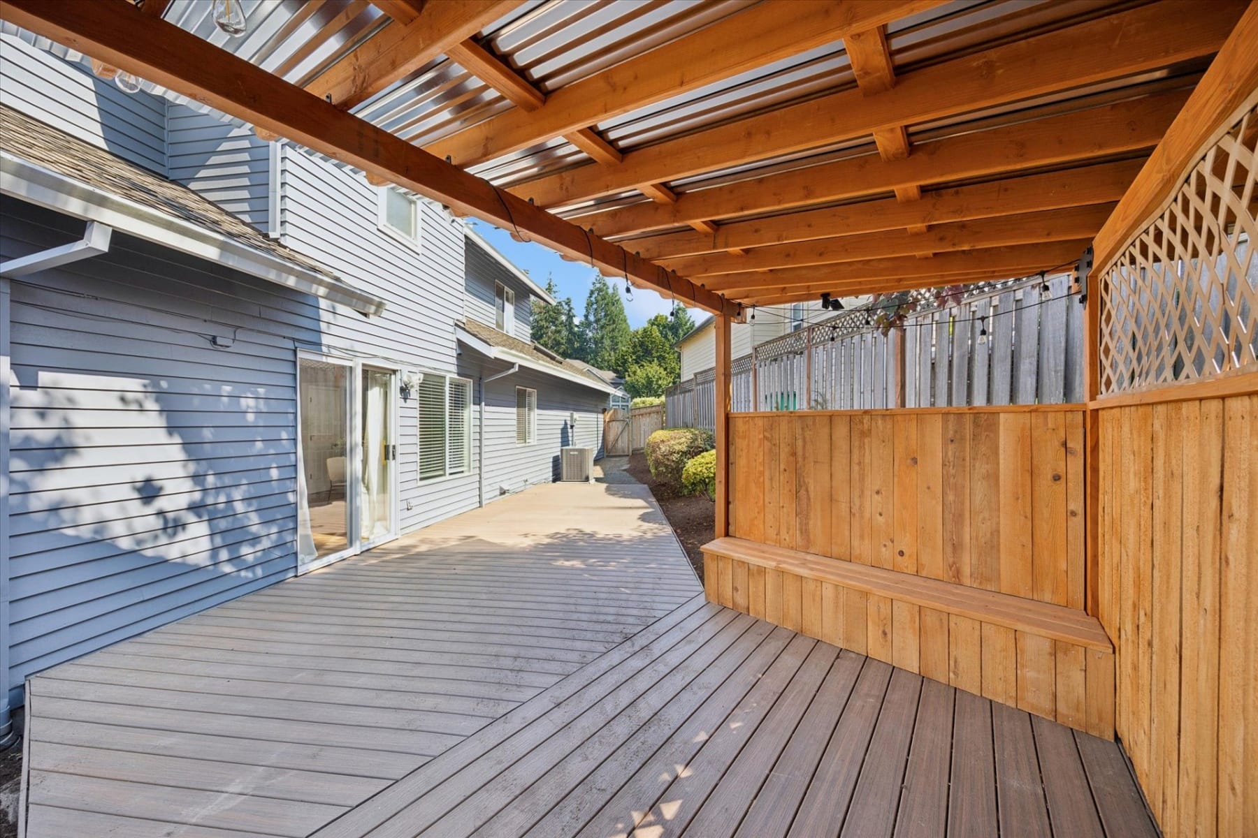  11445 SW WOODLEE HEIGHTS CT Portland, OR 97219 - 物件實景