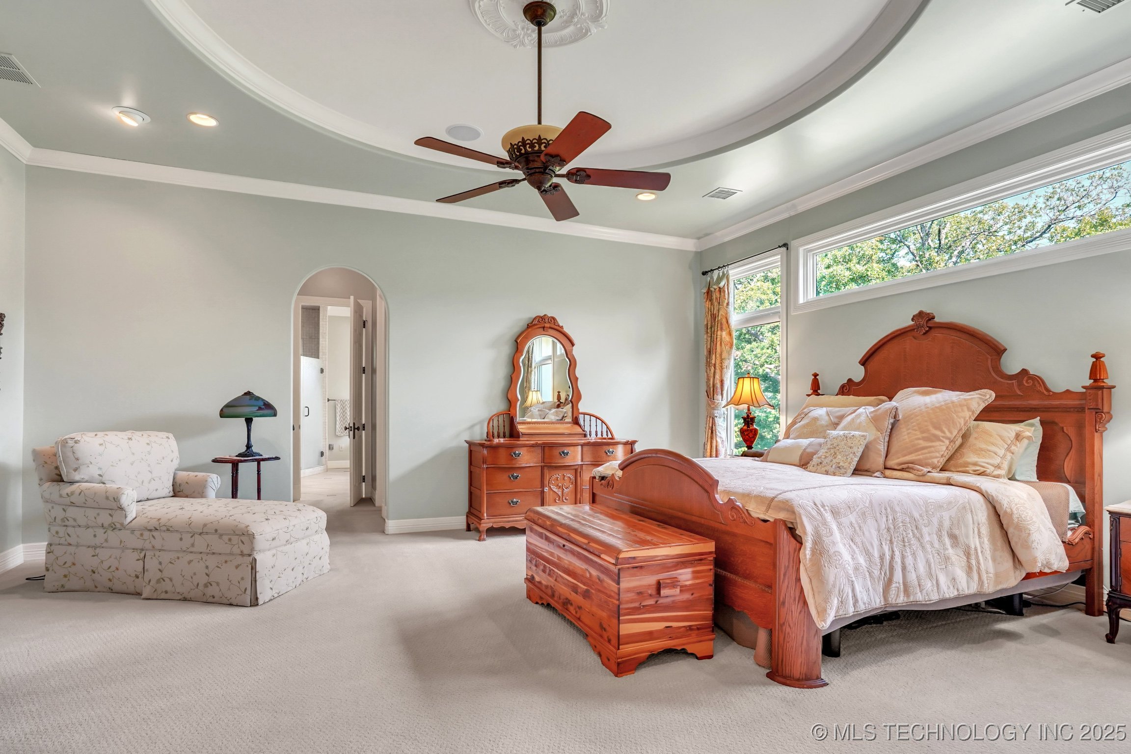 Tulsa, Oklahoma, 74132, United States, 4 Bedrooms Bedrooms, ,3 BathroomsBathrooms,Residential,For Sale,1917084