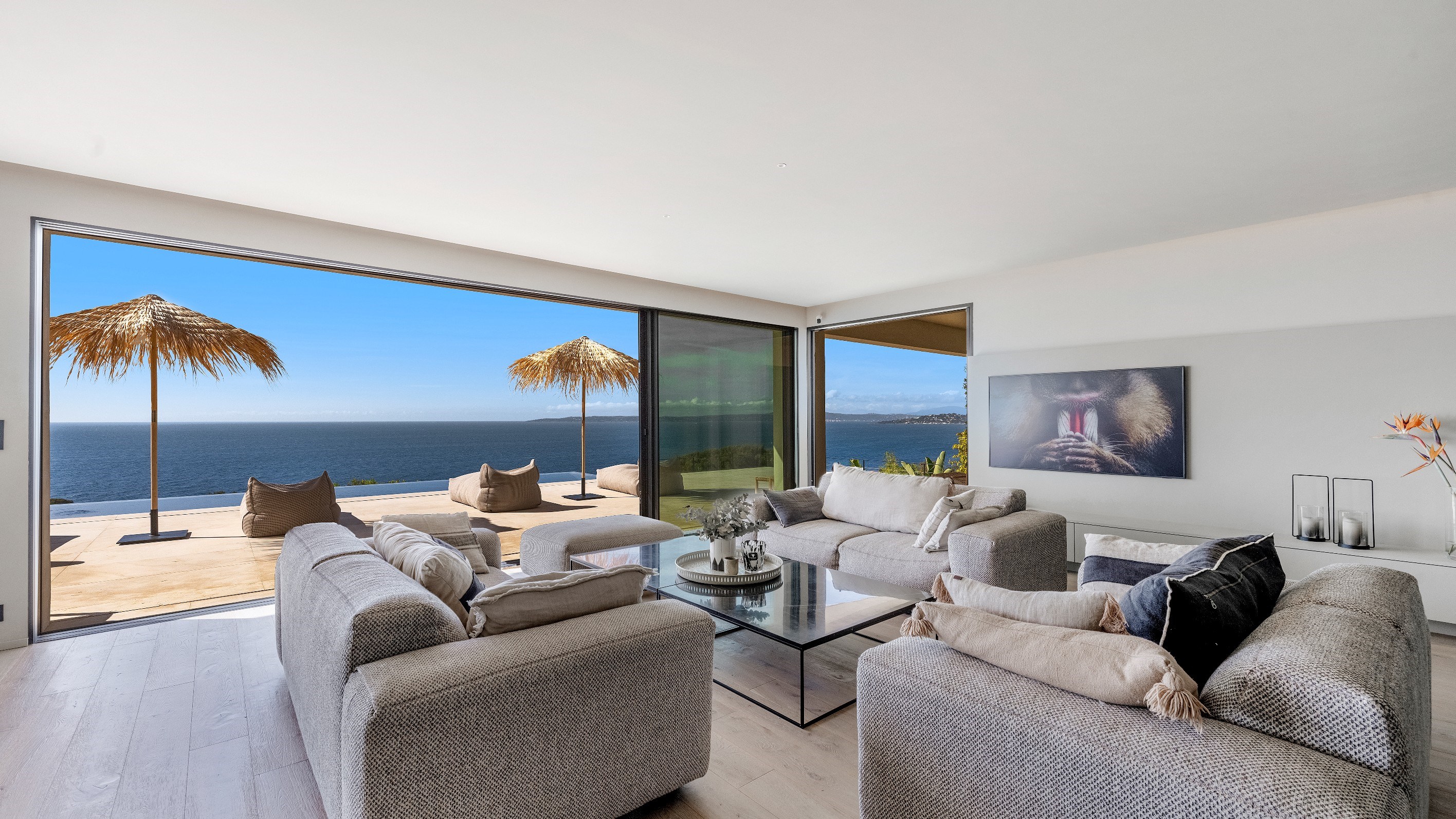  Les Issambres, stunning contemporary home for sale, panoramic sea views close t… - 物件實景