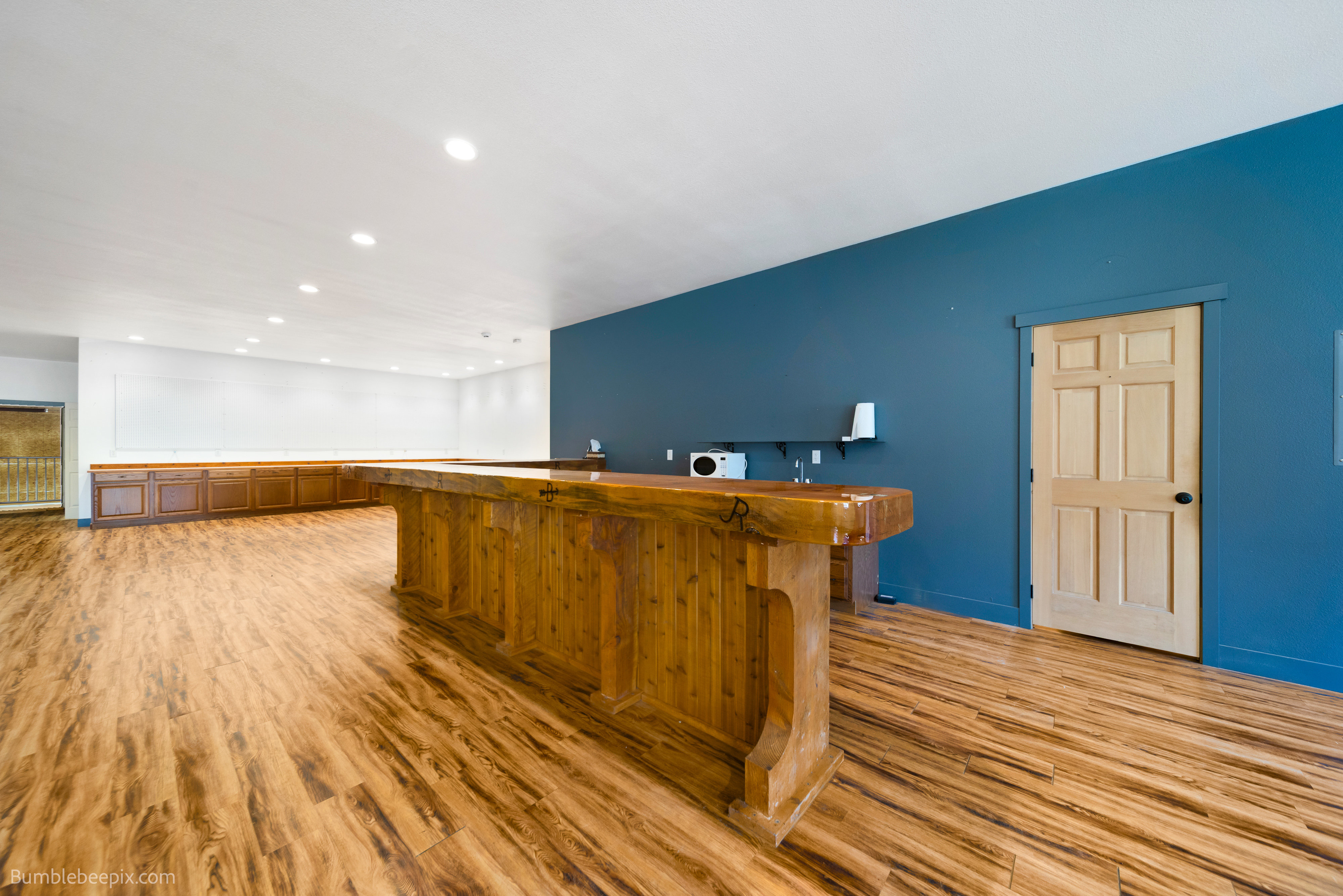 Cusick, Washington, 99119, United States, ,2 BathroomsBathrooms,Residential,For Sale,1978397