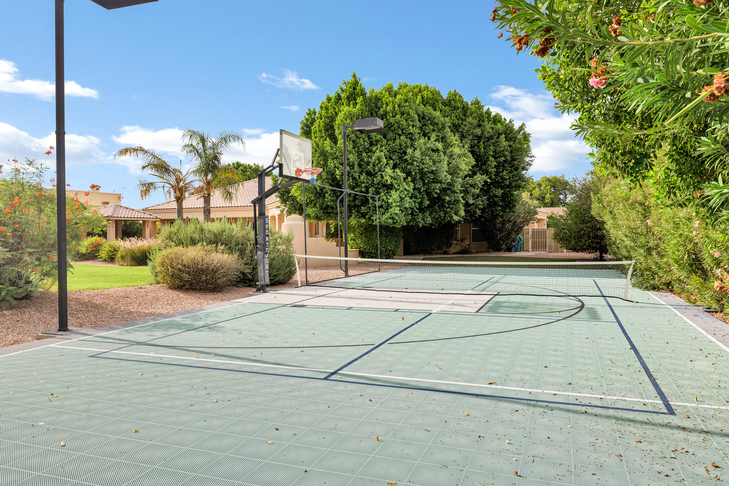 Mesa, Arizona, 85205, United States, 6 Bedrooms Bedrooms, ,3 BathroomsBathrooms,Residential,For Sale,1900615