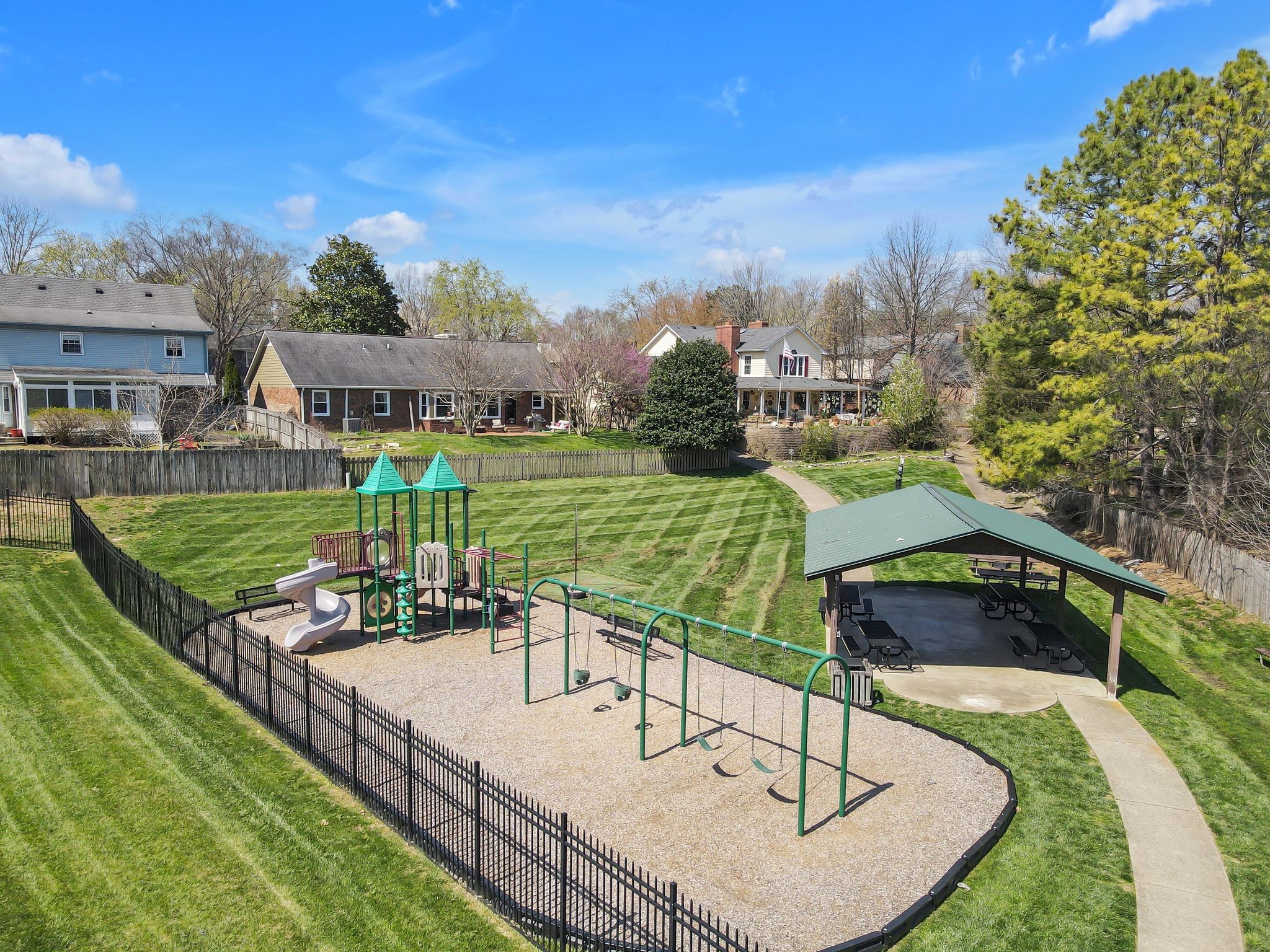 Franklin, Tennessee, 37064, United States, 3 Bedrooms Bedrooms, ,3 BathroomsBathrooms,Residential,For Sale,1874196