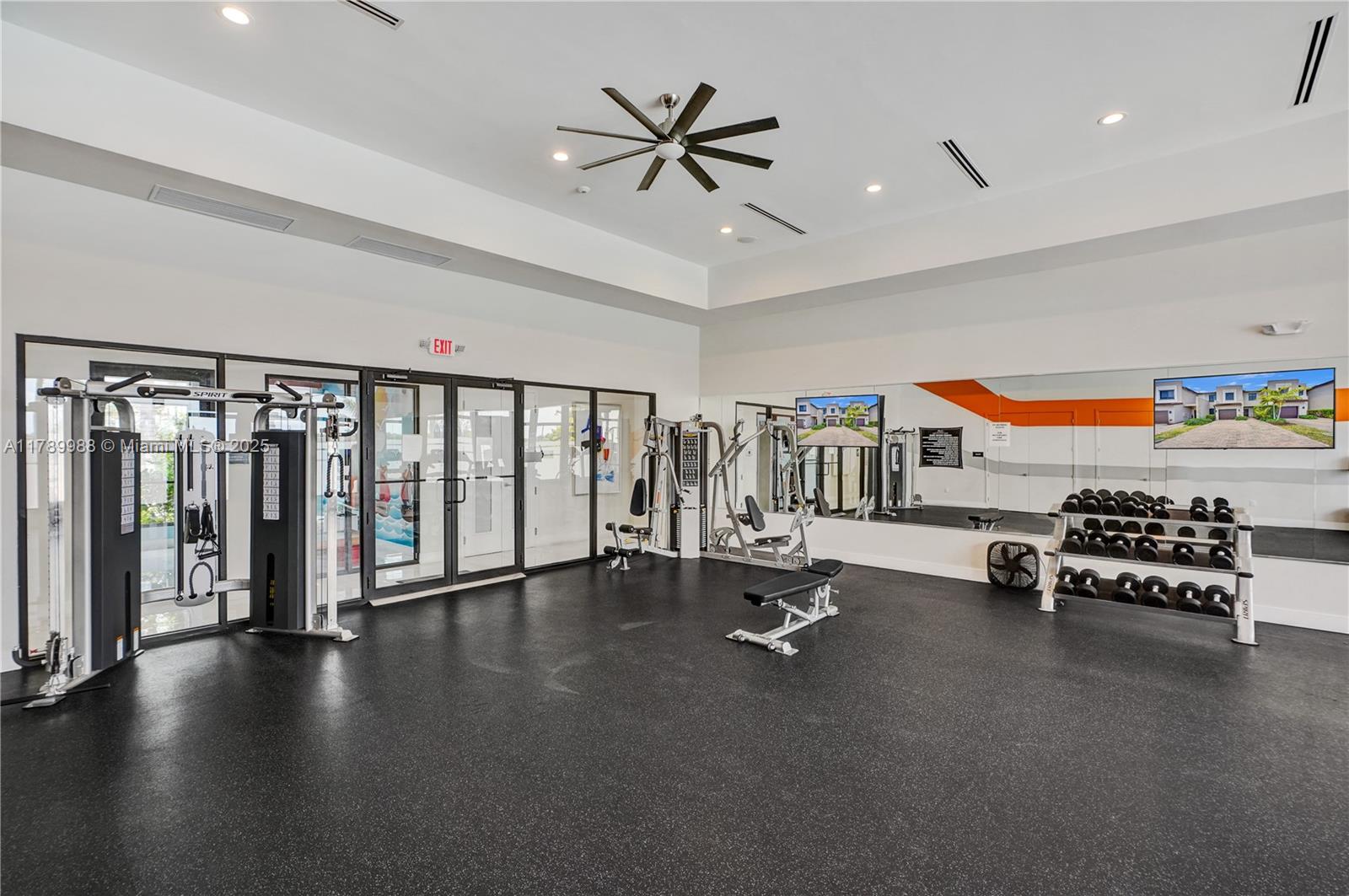 Miami, Florida, 33179, United States, 3 Bedrooms Bedrooms, ,3 BathroomsBathrooms,Residential,For Sale,1784236