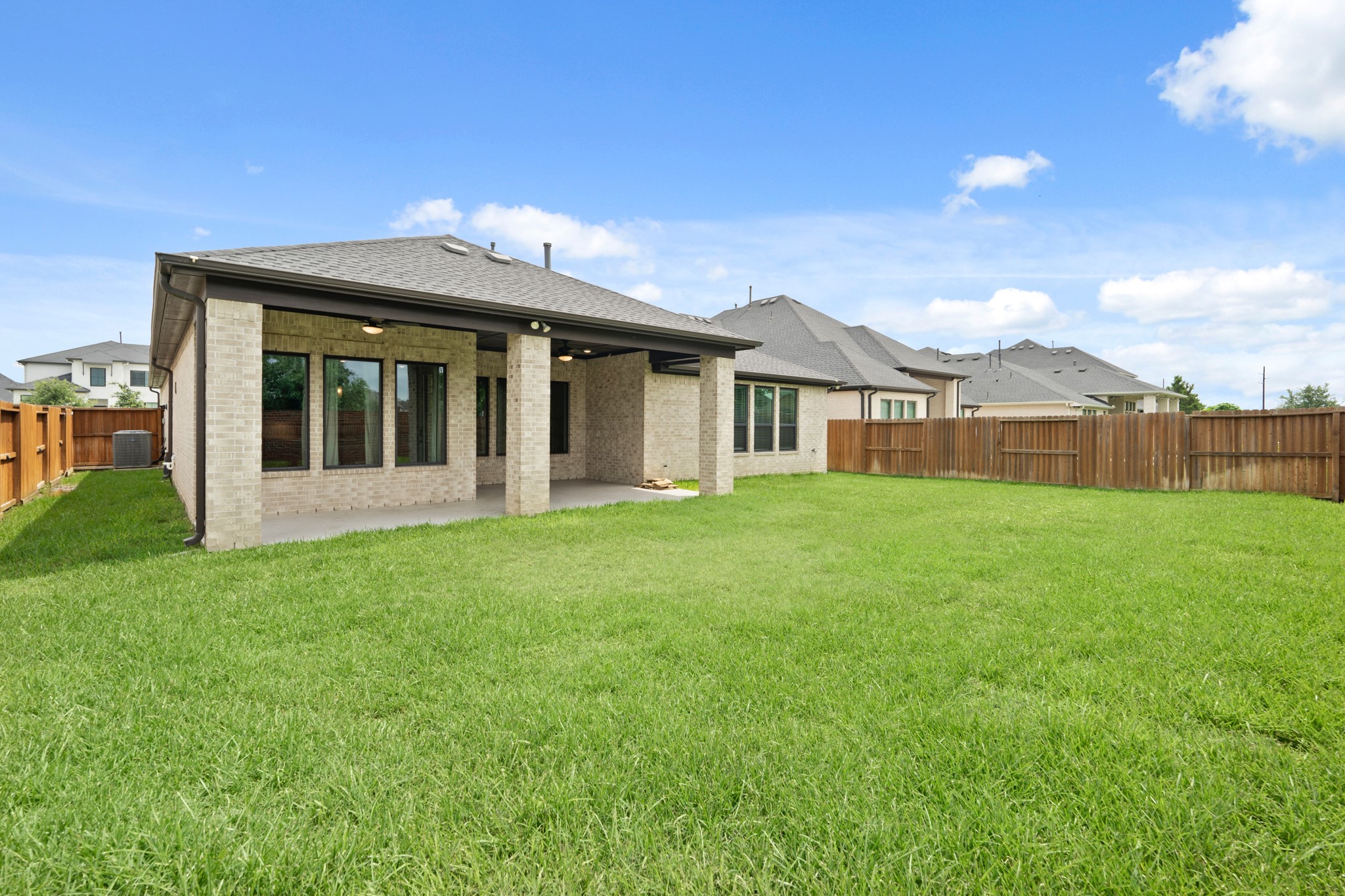 Katy, Texas, 77494, United States, 4 Bedrooms Bedrooms, ,3 BathroomsBathrooms,Residential,For Sale,1903819