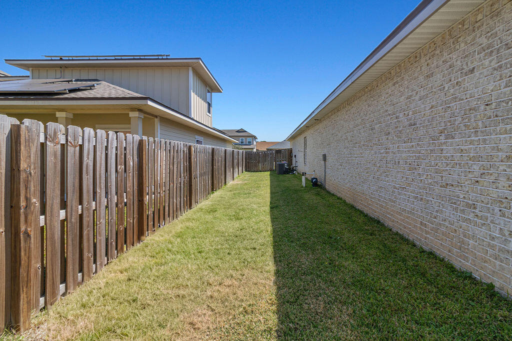Shalimar, Florida, 32579, United States, 4 Bedrooms Bedrooms, ,3 BathroomsBathrooms,Residential,For Sale,1950099