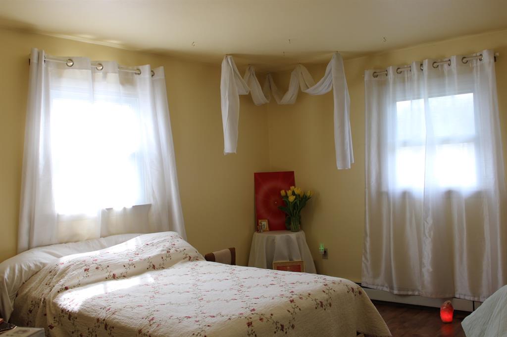 Rhinebeck, New York, 12572, United States, 5 Bedrooms Bedrooms, ,3 BathroomsBathrooms,Residential,For Sale,1982613