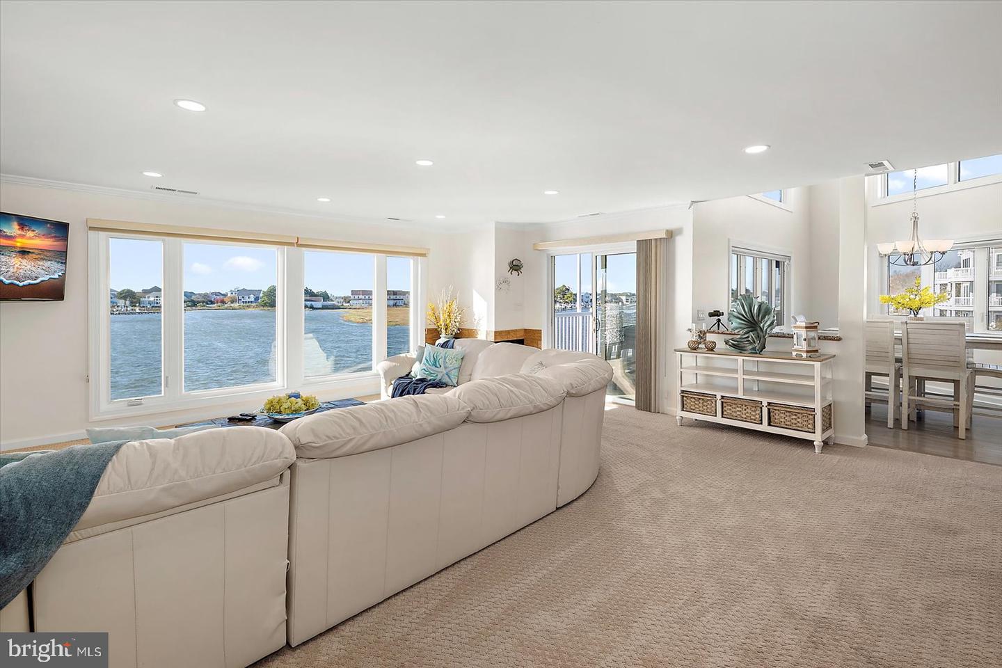 Ocean City, Maryland, 21842, United States, 3 Bedrooms Bedrooms, ,4 BathroomsBathrooms,Residential,For Sale,1986506