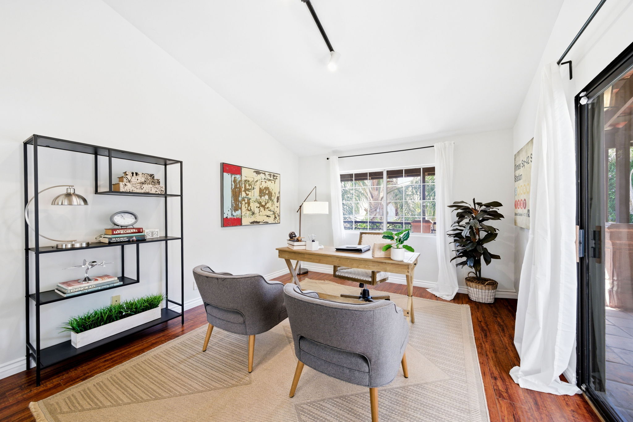  4115 Laurelgrove Ave - 物件實景