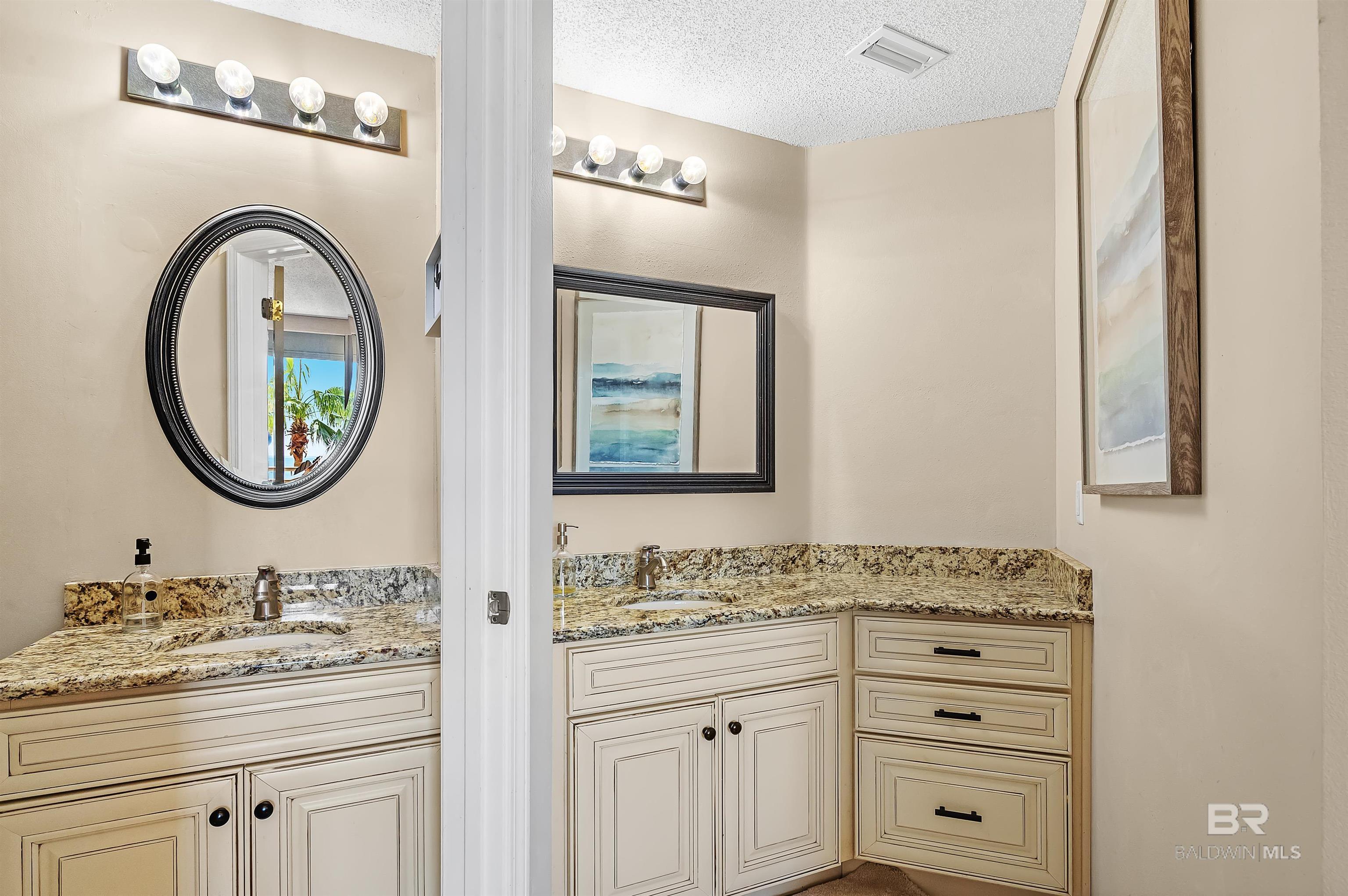 Gulf Shores, Alabama, 36542, United States, 2 Bedrooms Bedrooms, ,2 BathroomsBathrooms,Residential,For Sale,1997271