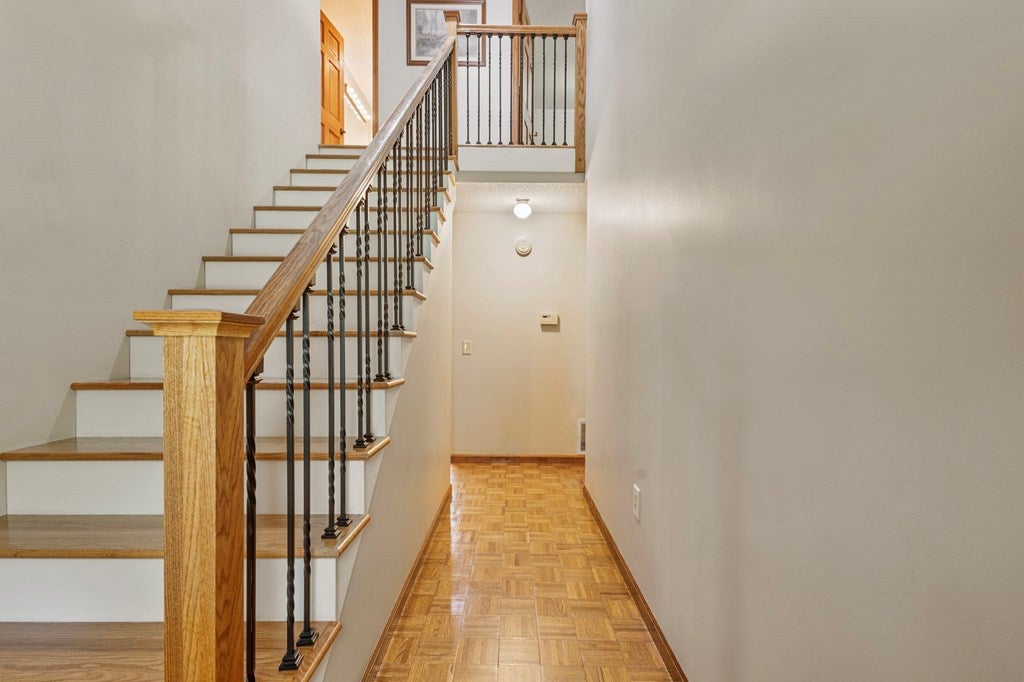 Hayesville, North Carolina, 28904, United States, 4 Bedrooms Bedrooms, ,2 BathroomsBathrooms,Residential,For Sale,1871296