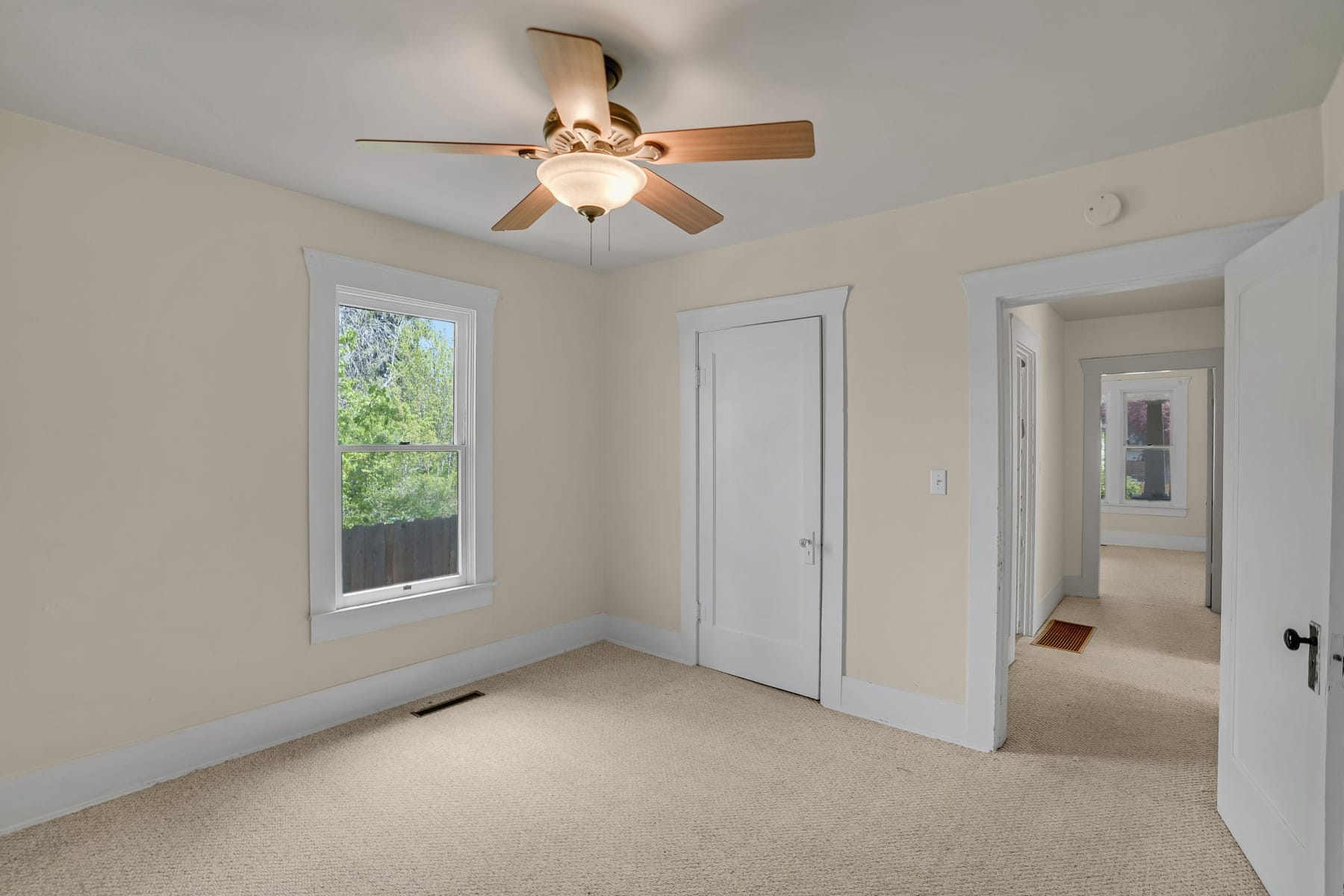  1605 NW 1st Street Bend, OR 97703 - 物件實景
