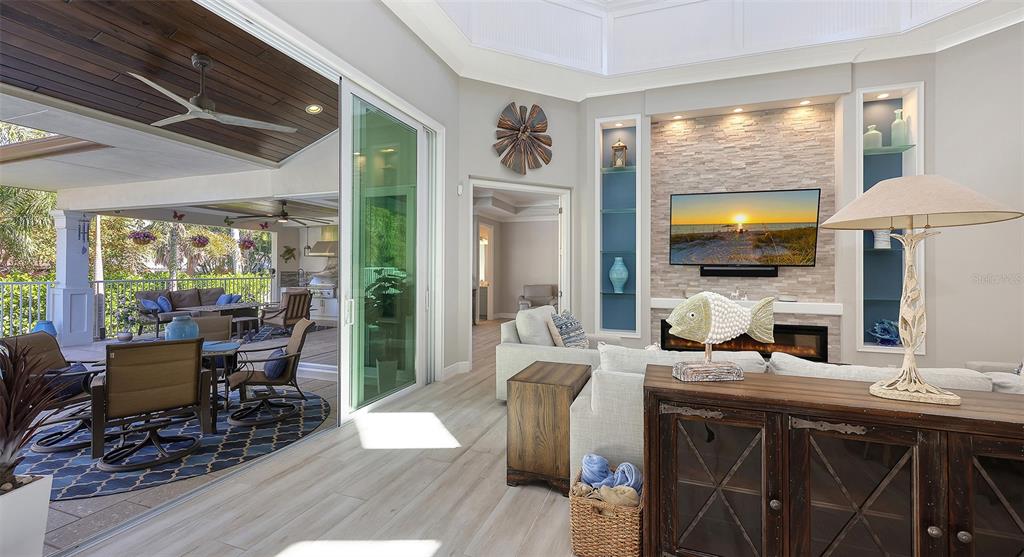 Sarasota, Florida, 34236, United States, 3 Bedrooms Bedrooms, ,4 BathroomsBathrooms,Residential,For Sale,1987814