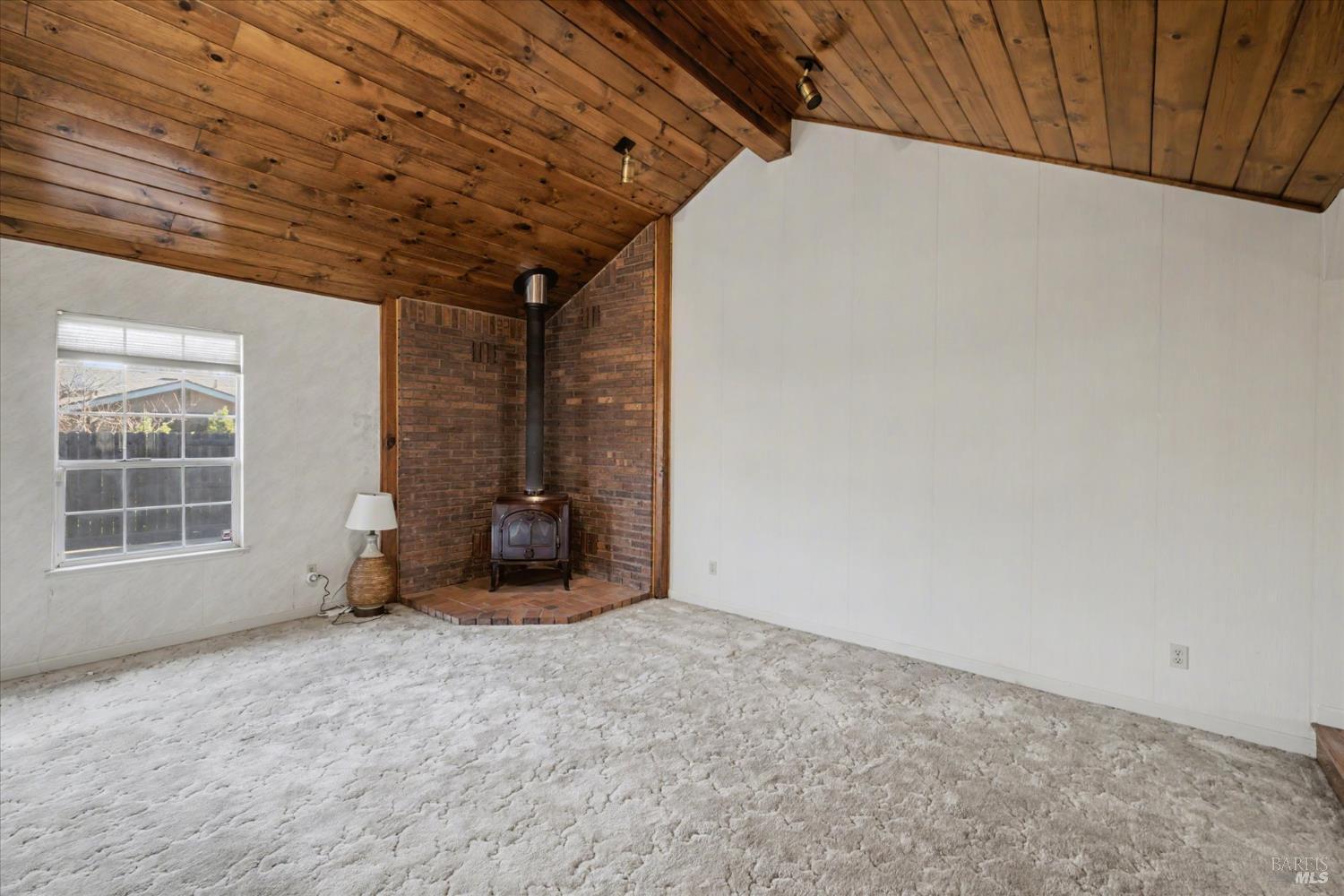 Dixon, California, 95620, United States, 3 Bedrooms Bedrooms, ,3 BathroomsBathrooms,Residential,For Sale,2012017