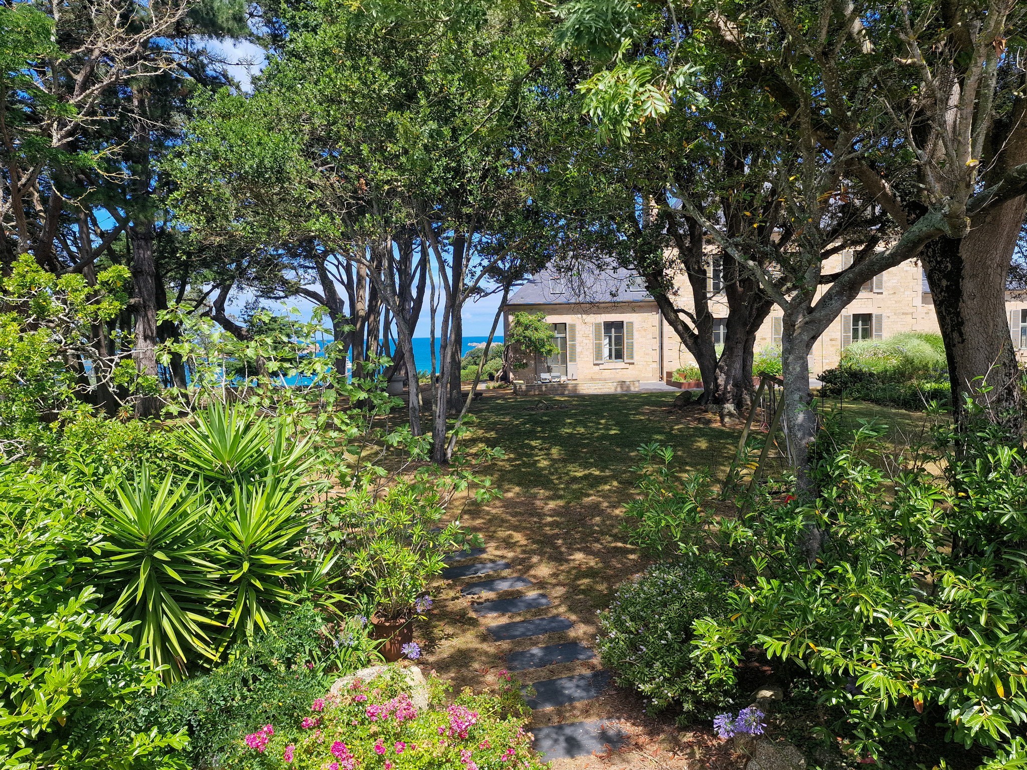  Amazing sea view property at Port Blanc, Penvénan - 物件實景